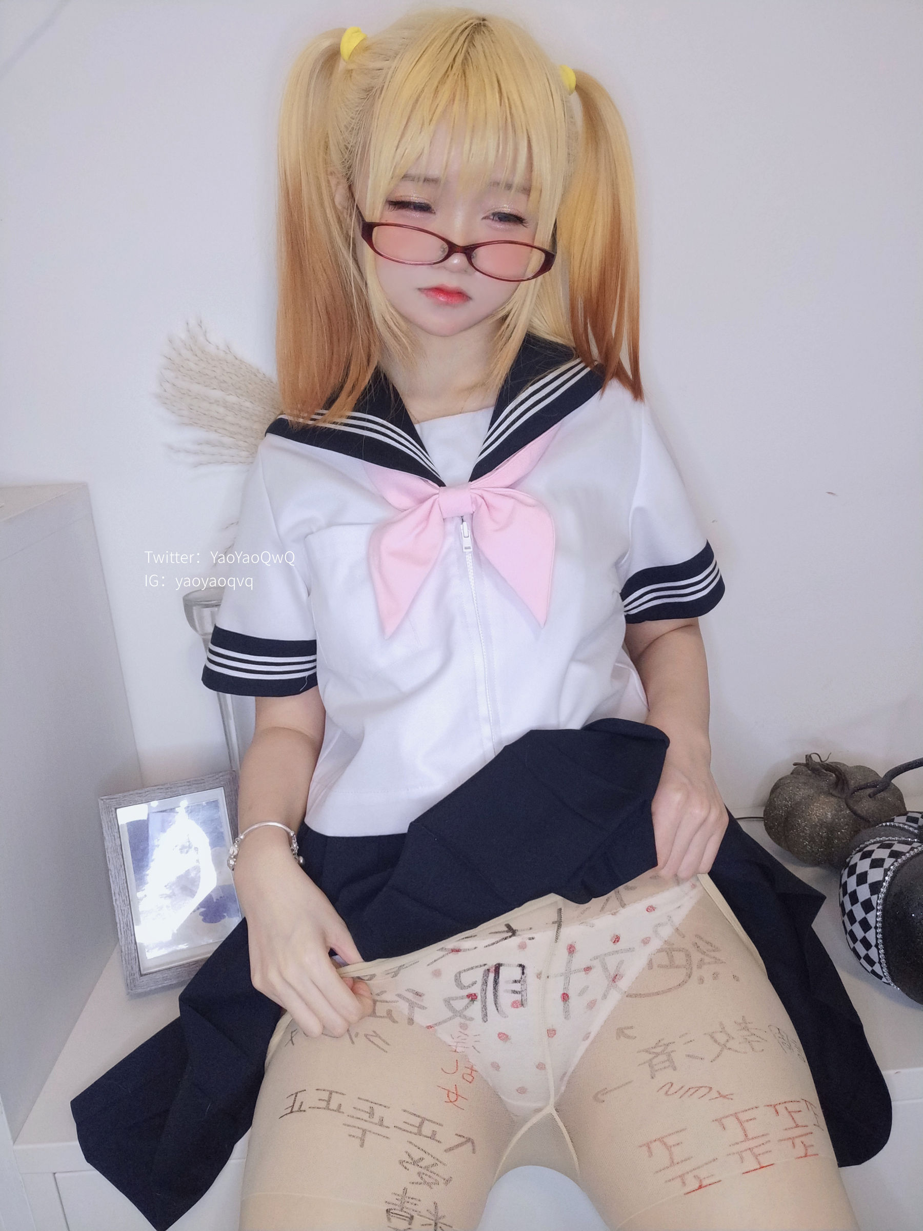 萌妹子Coser摇摇乐yoyo fantia 22年1月会员合集 Jk系列 [55P]