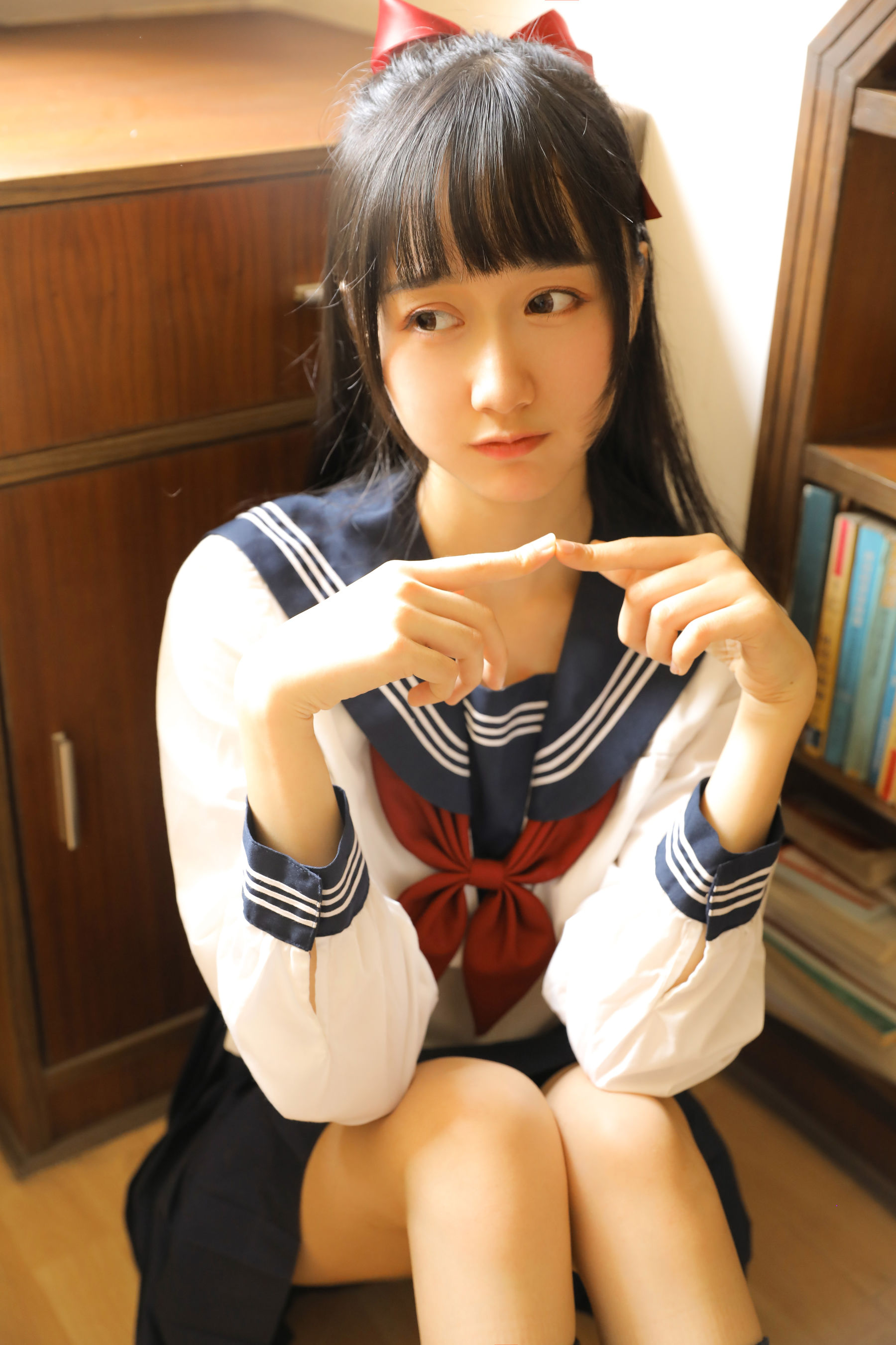 [萝莉COS] 木绵绵OwO – 绵相随 JK水手服 [32P]