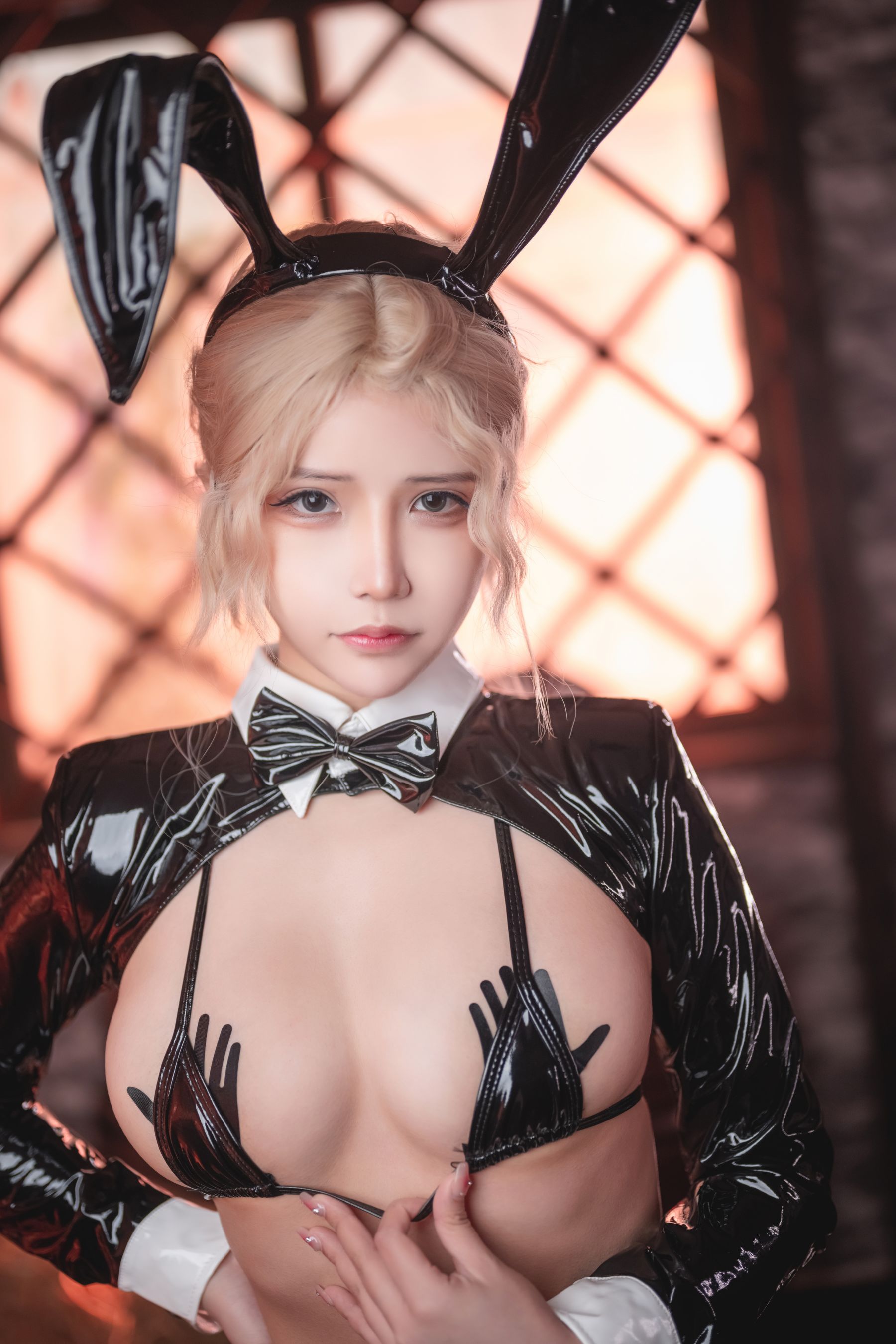 二次元妹子抱走莫子aa – 狂野逆兔 [55P]