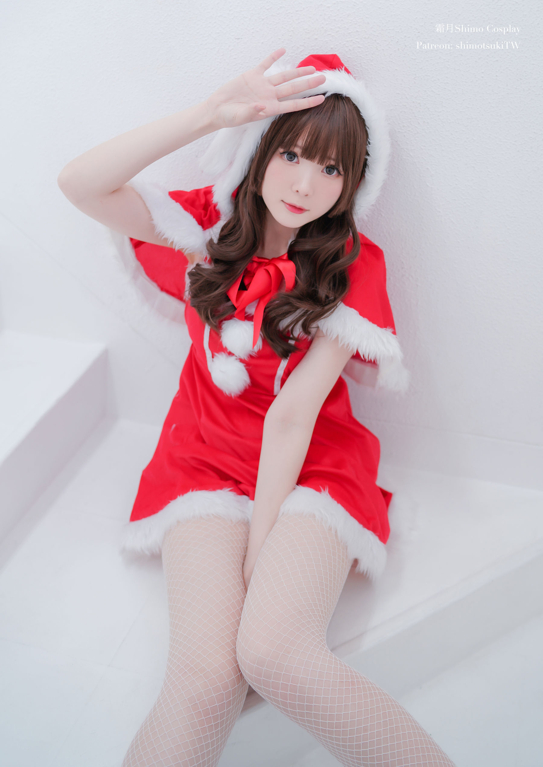 微博妹纸霜月shimo – 兔子圣诞节 [12P]