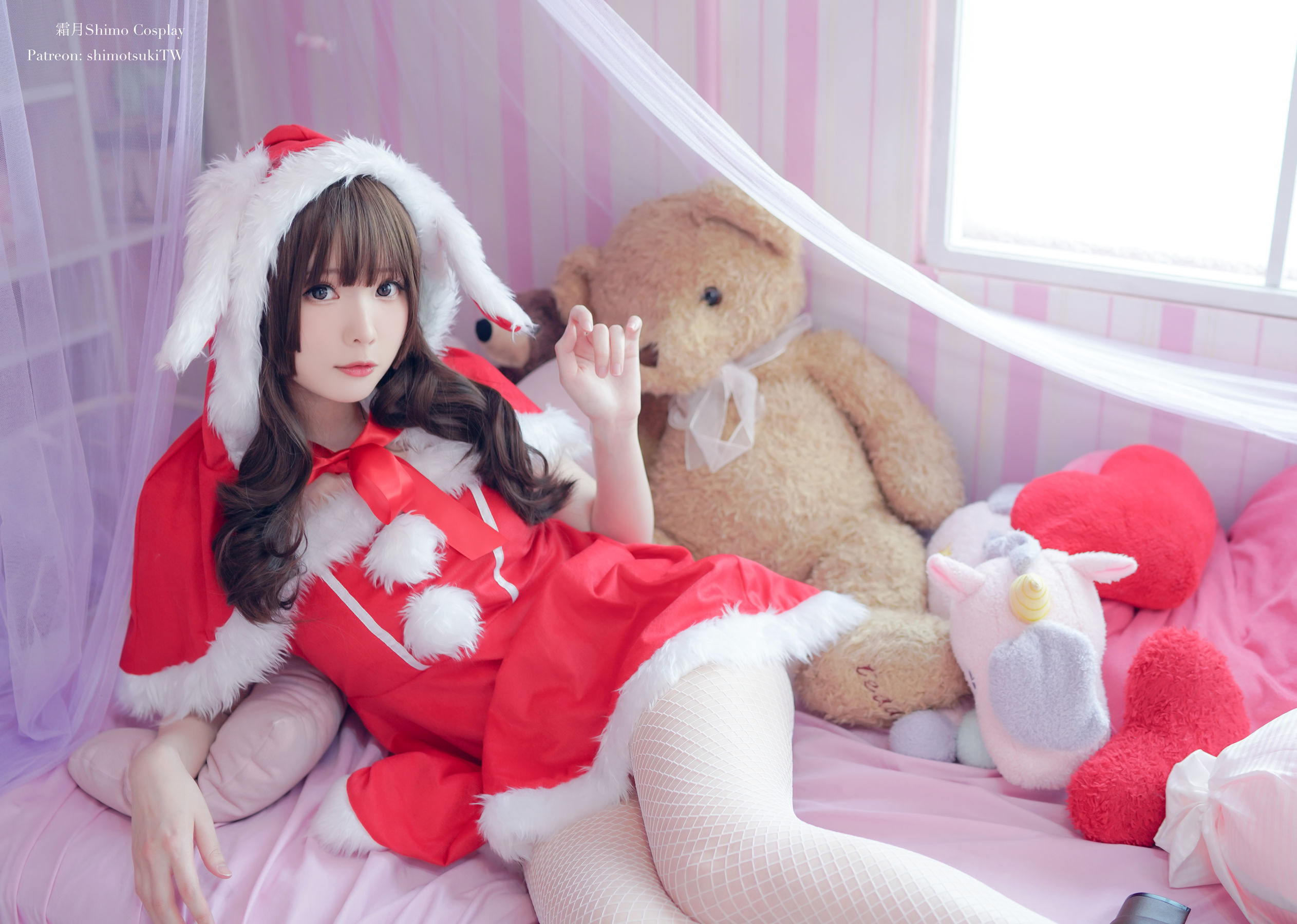 微博妹纸霜月shimo – 兔子圣诞节 [12P]