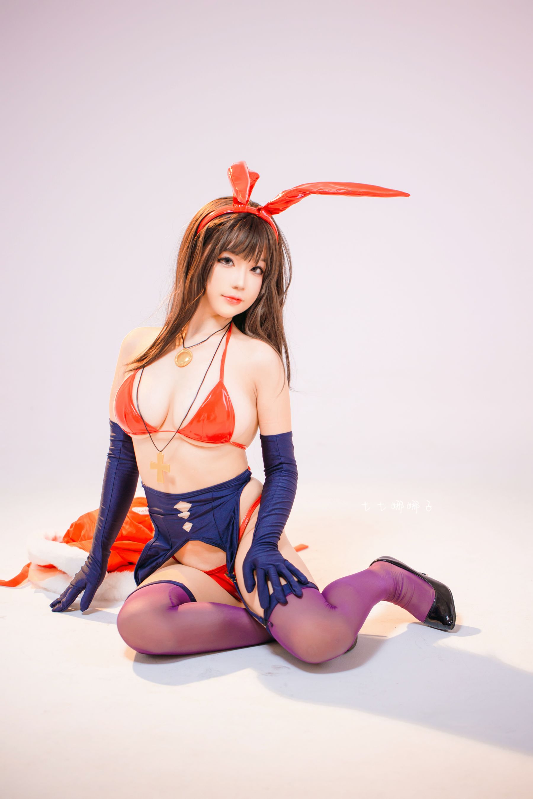 七七娜娜子 – 圣诞魔太郎 [23P]