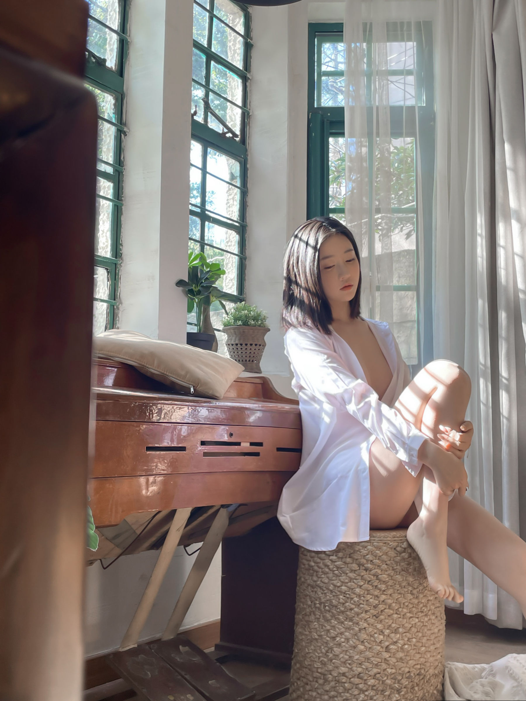 Nnian – 光与年 [26P]