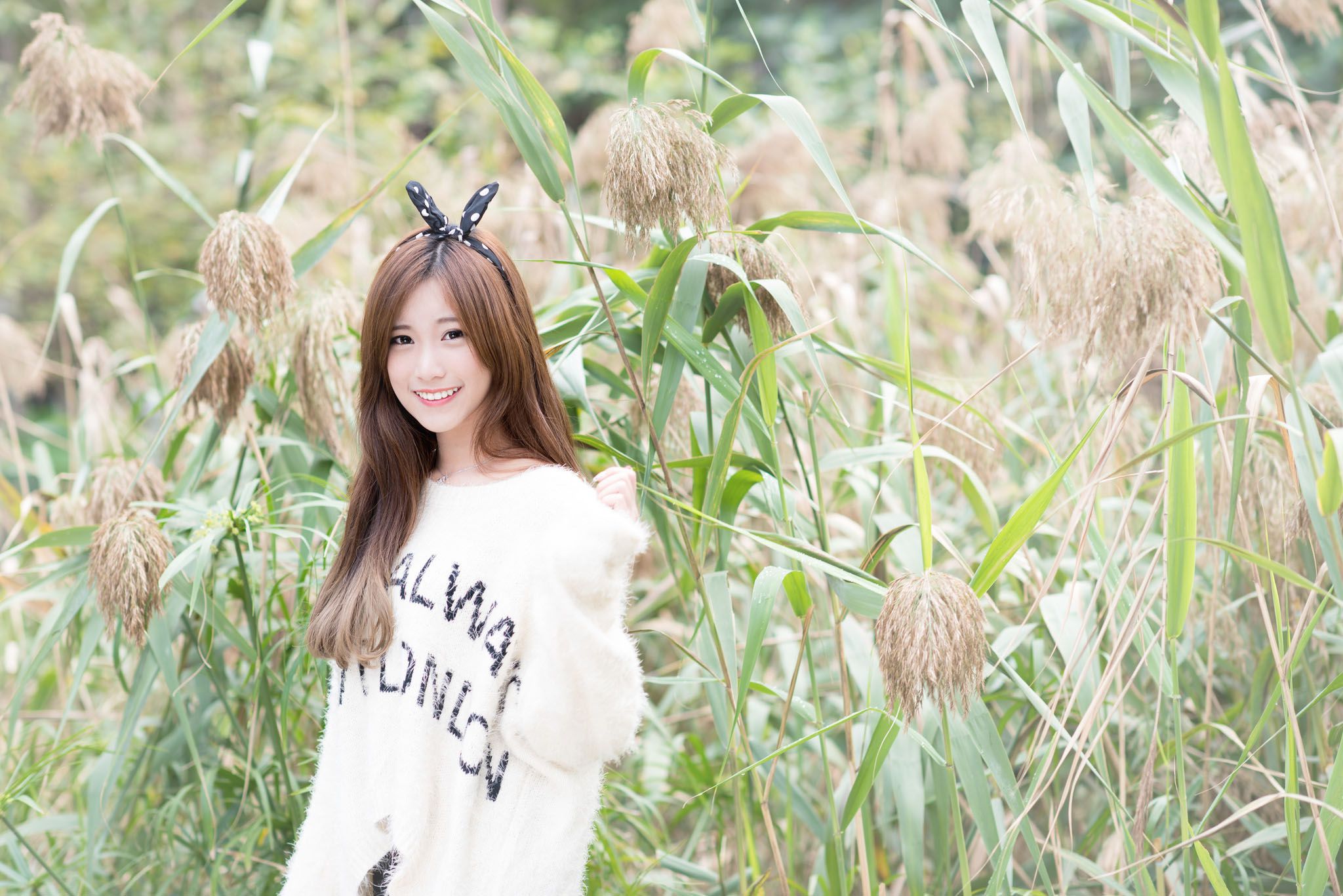 宅男女神张楚珊《外拍甜美蝴蝶节妹子》 [50P]