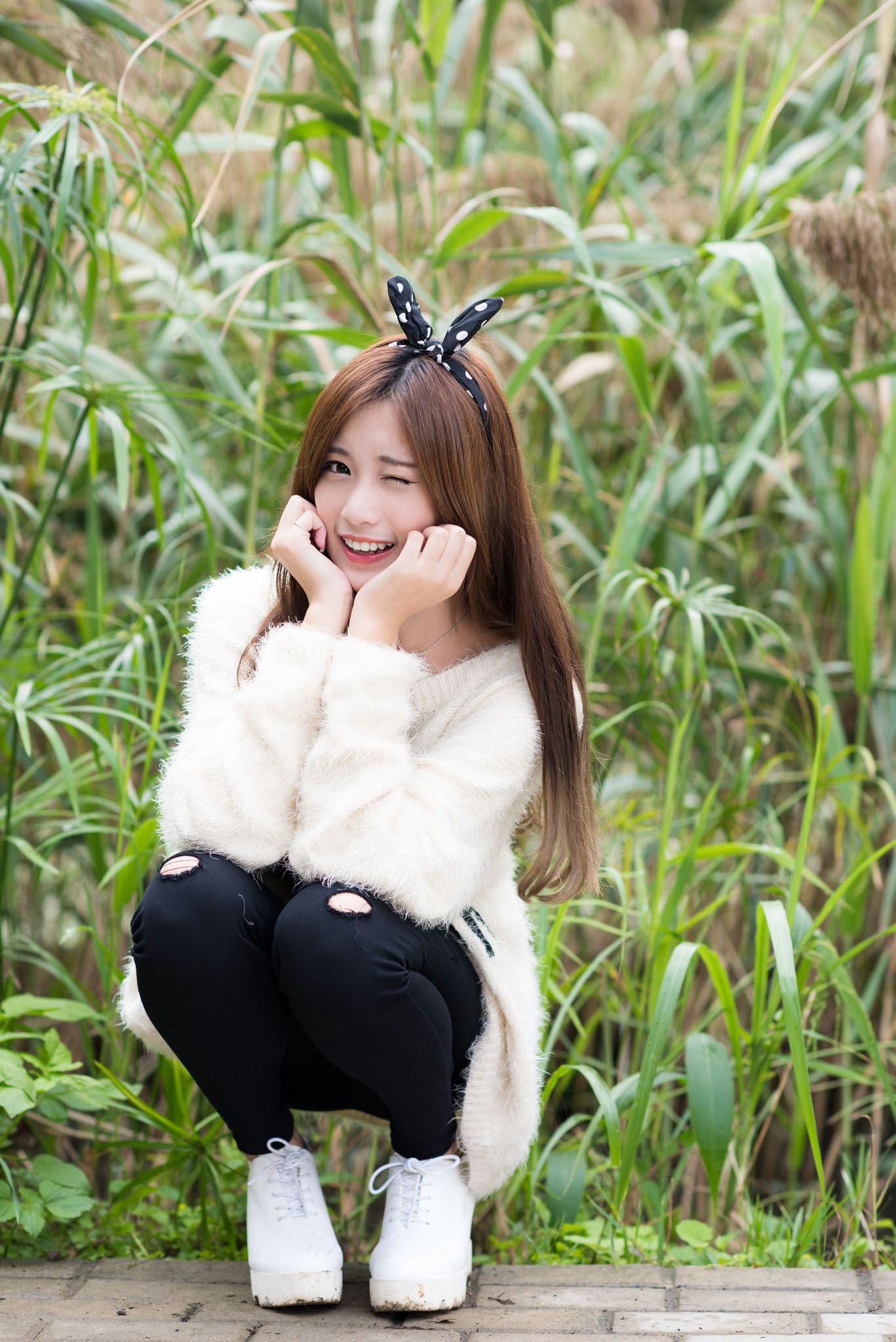 宅男女神张楚珊《外拍甜美蝴蝶节妹子》 [50P]