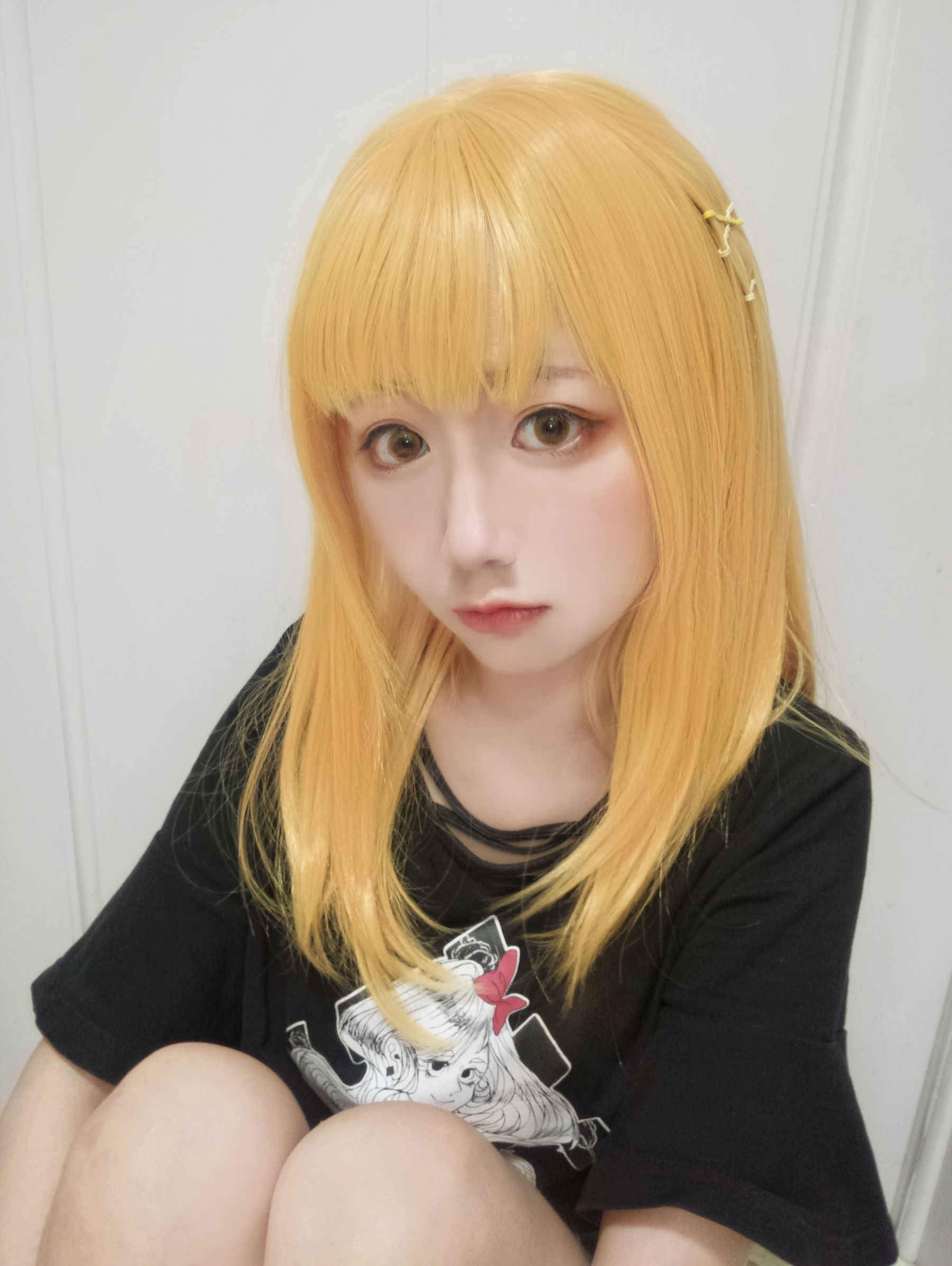 [Cosplay写真] 动漫博主弦音sic – 黄头发妹妹 [9P]