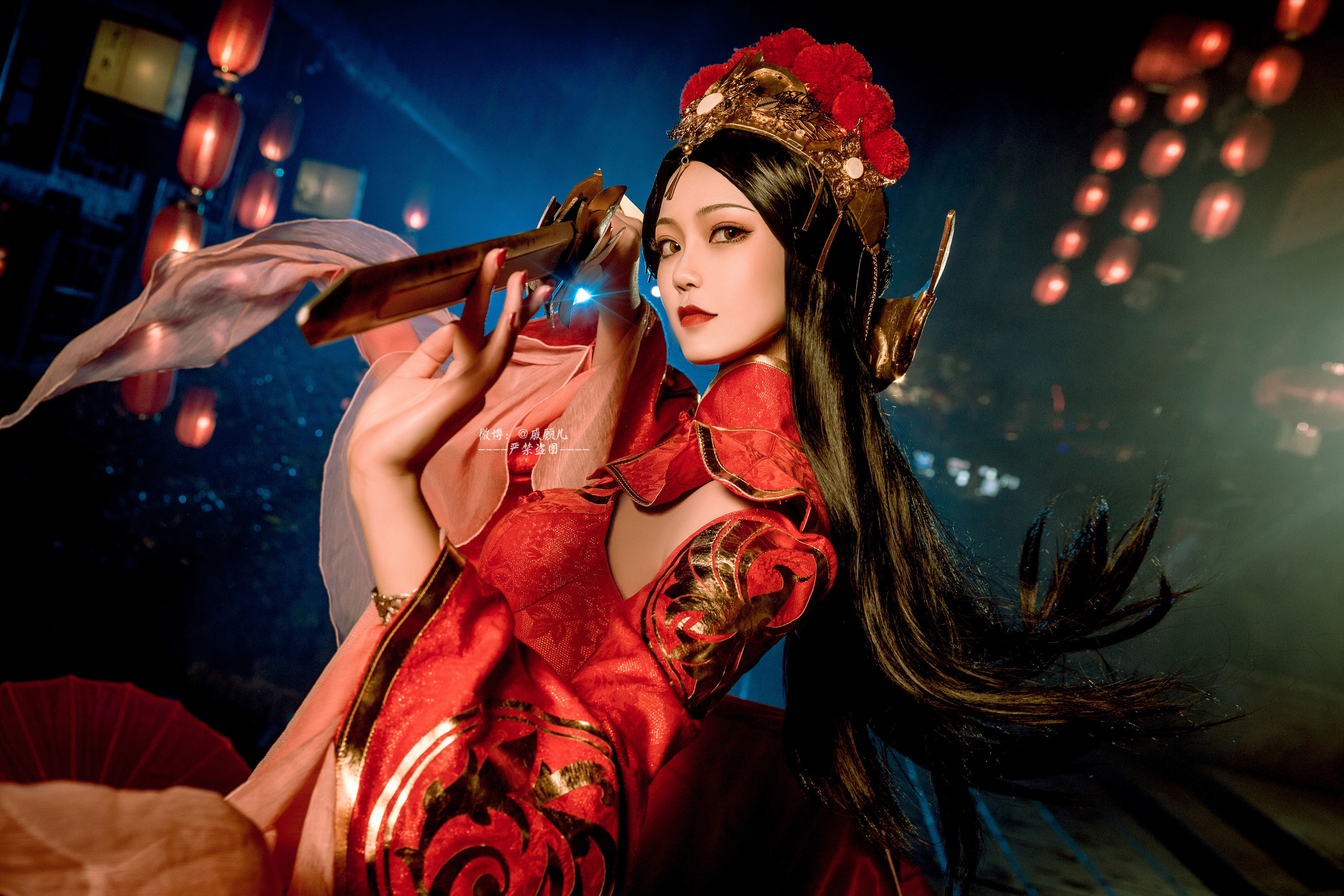 人气coser戚顾儿MIKI 王者荣耀 露娜一生所爱 [14P]