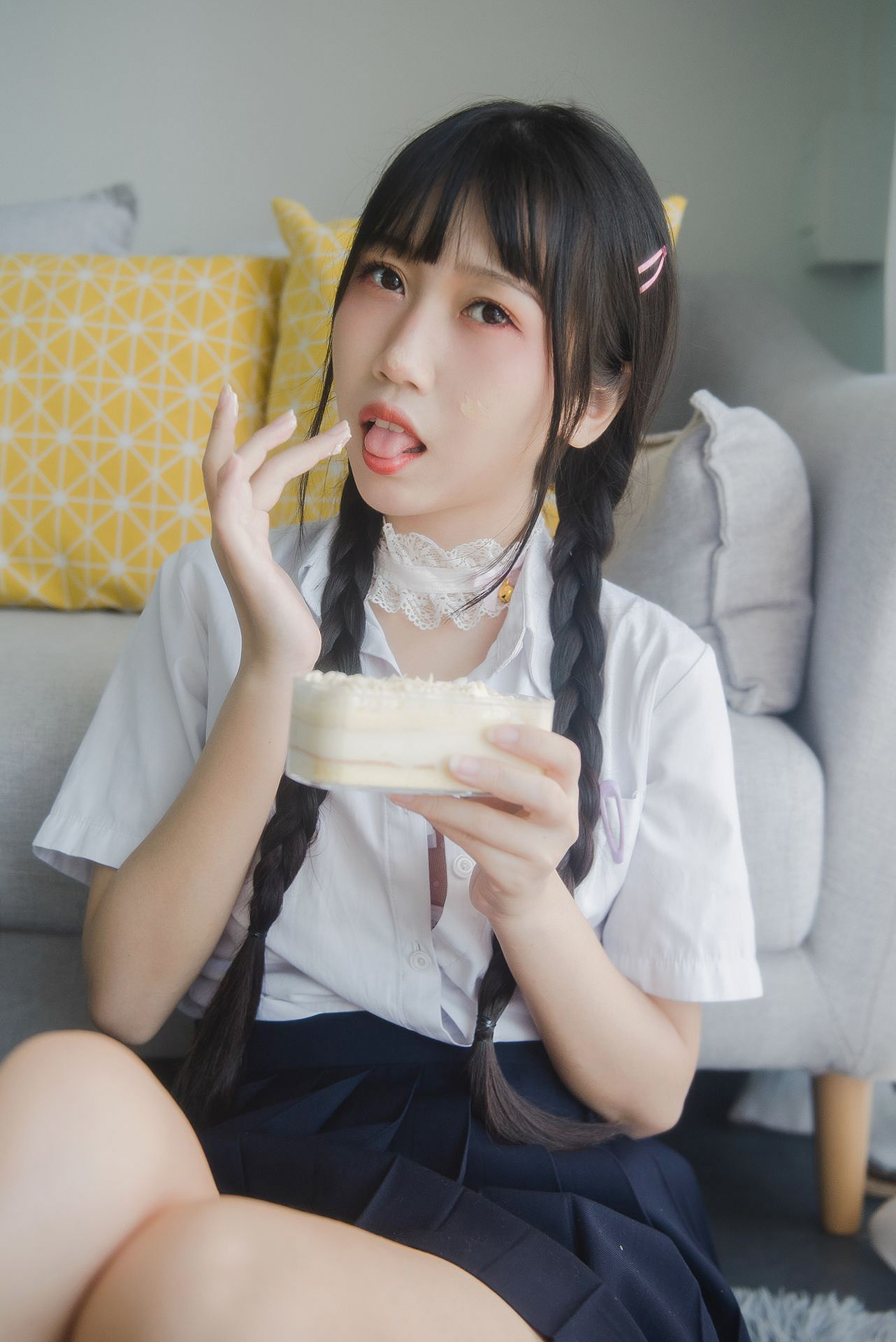 微博人气Coser不呆猫 – 奶油少女 [61P]