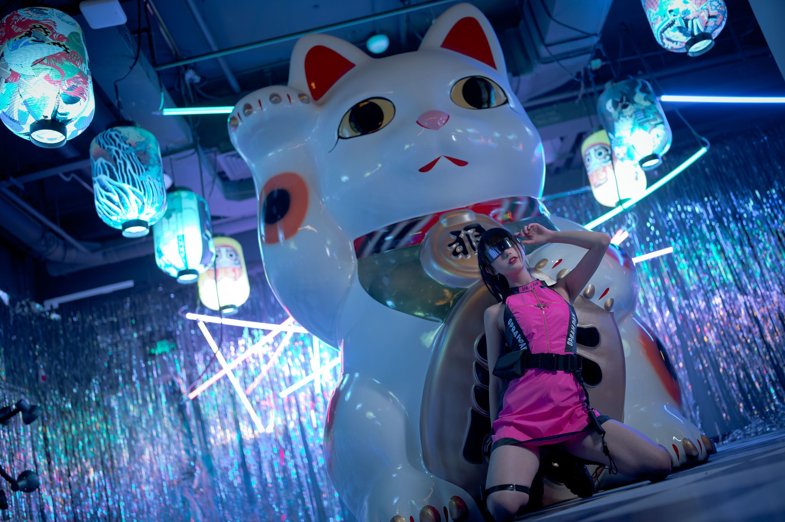 周叽是可爱兔兔 – 银河社区 1 [20P]