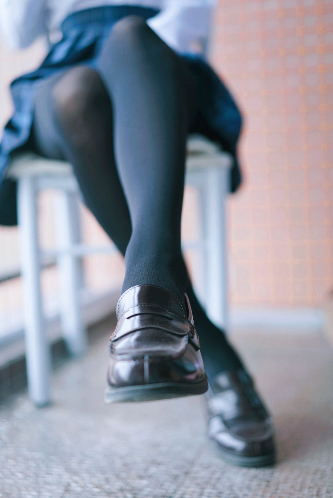 萌妹子眼酱大魔王w – 阳台jk [16P]