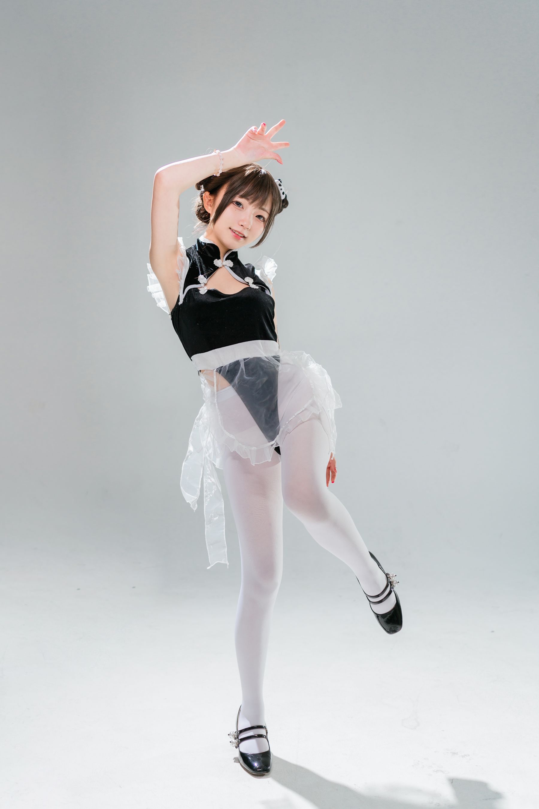 花铃 – 小熊猫女仆 [85P]