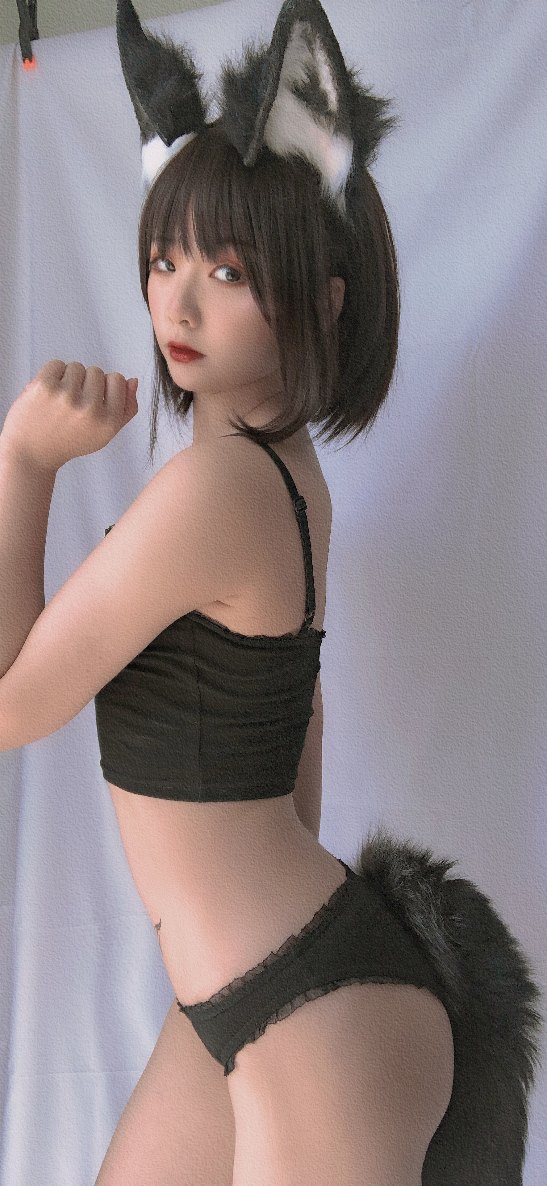 萌妹是青水 – 小狼 [34P]