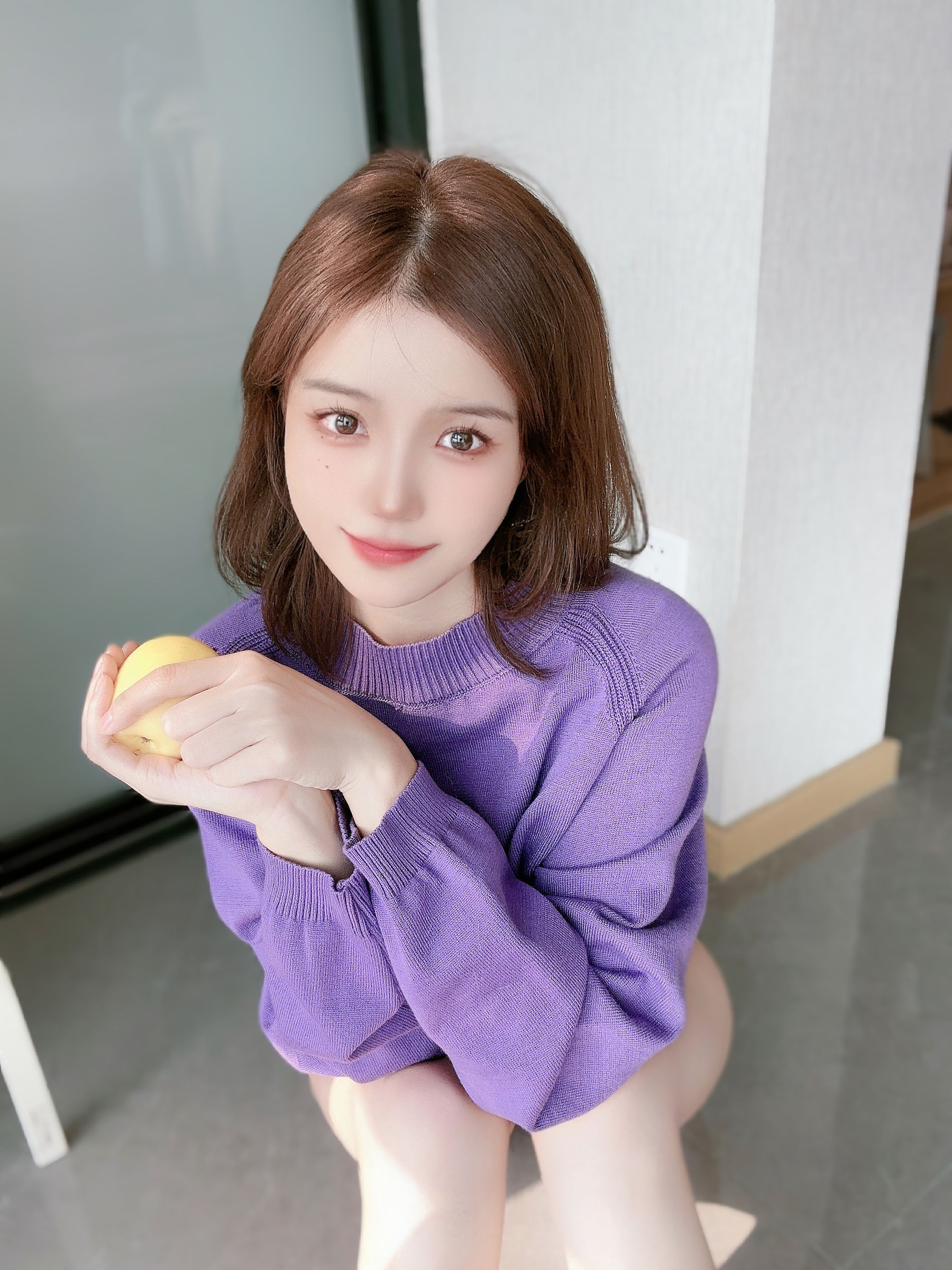 动漫博主小仓千代w – 紫色毛衣 [11P]