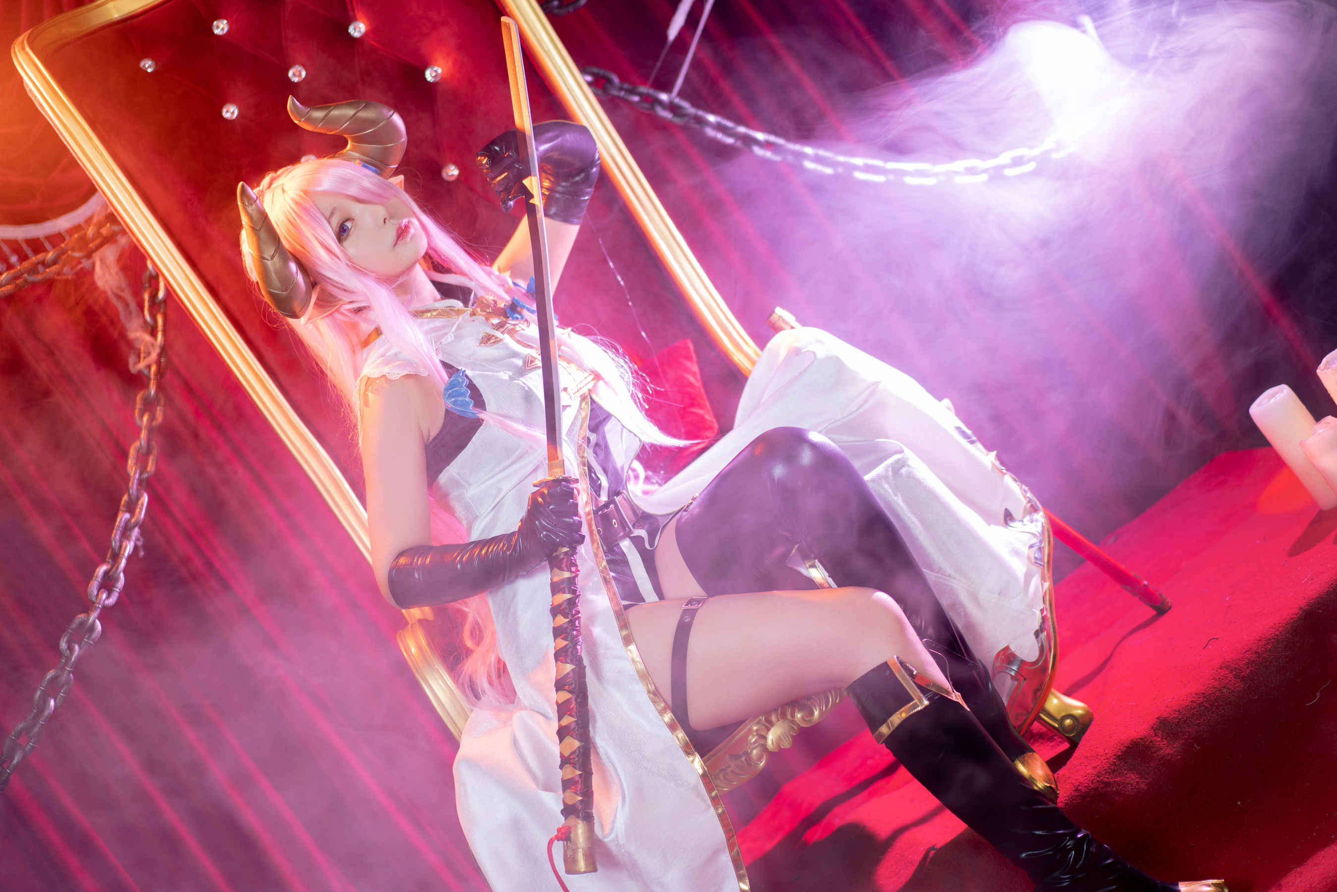 [Cosplay写真] 大眼萌妹黑猫猫OvO – 娜露梅亚 [37P]