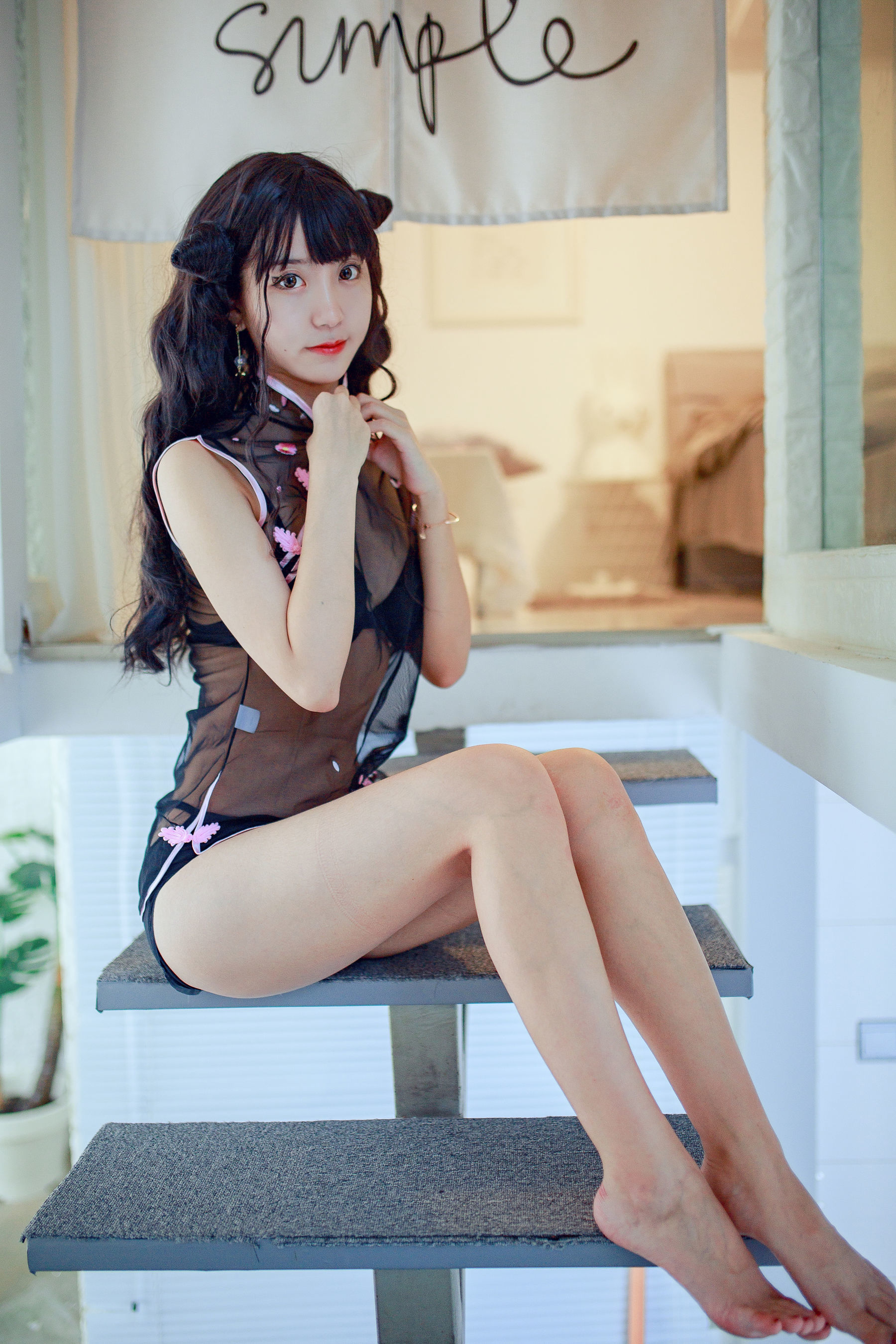 [萝莉COS] 黑川 – 小恶魔旗袍 [18P]