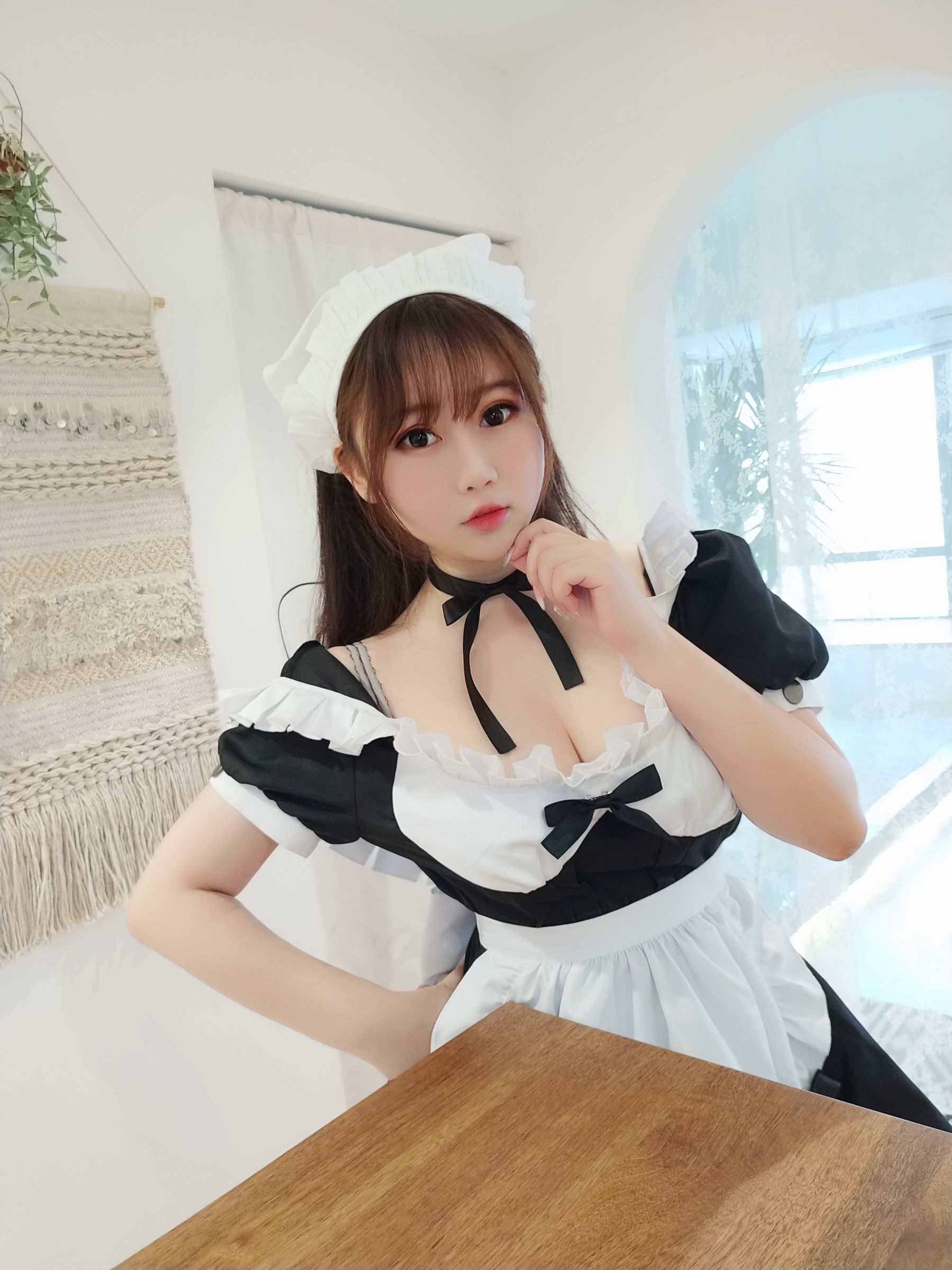 蜜桃少女是依酱呀 女仆2.0 [26P]