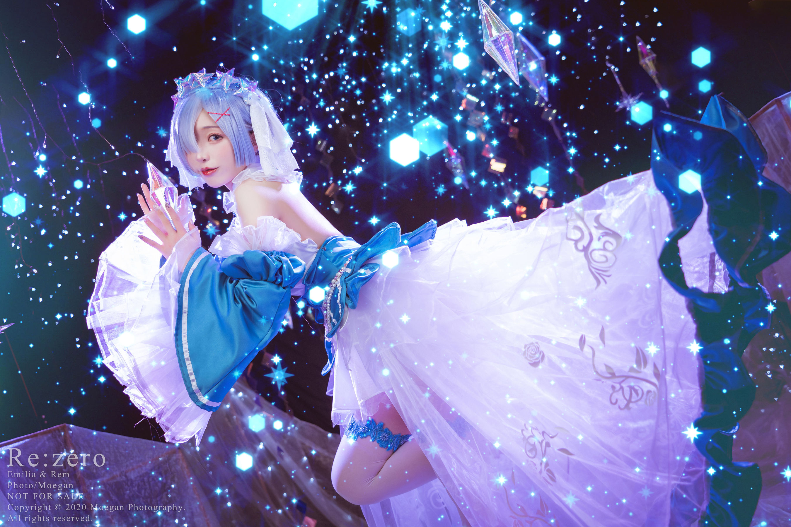 Miyana咪呀&#038;紫玥桃 – 水晶连衣裙 [13P]