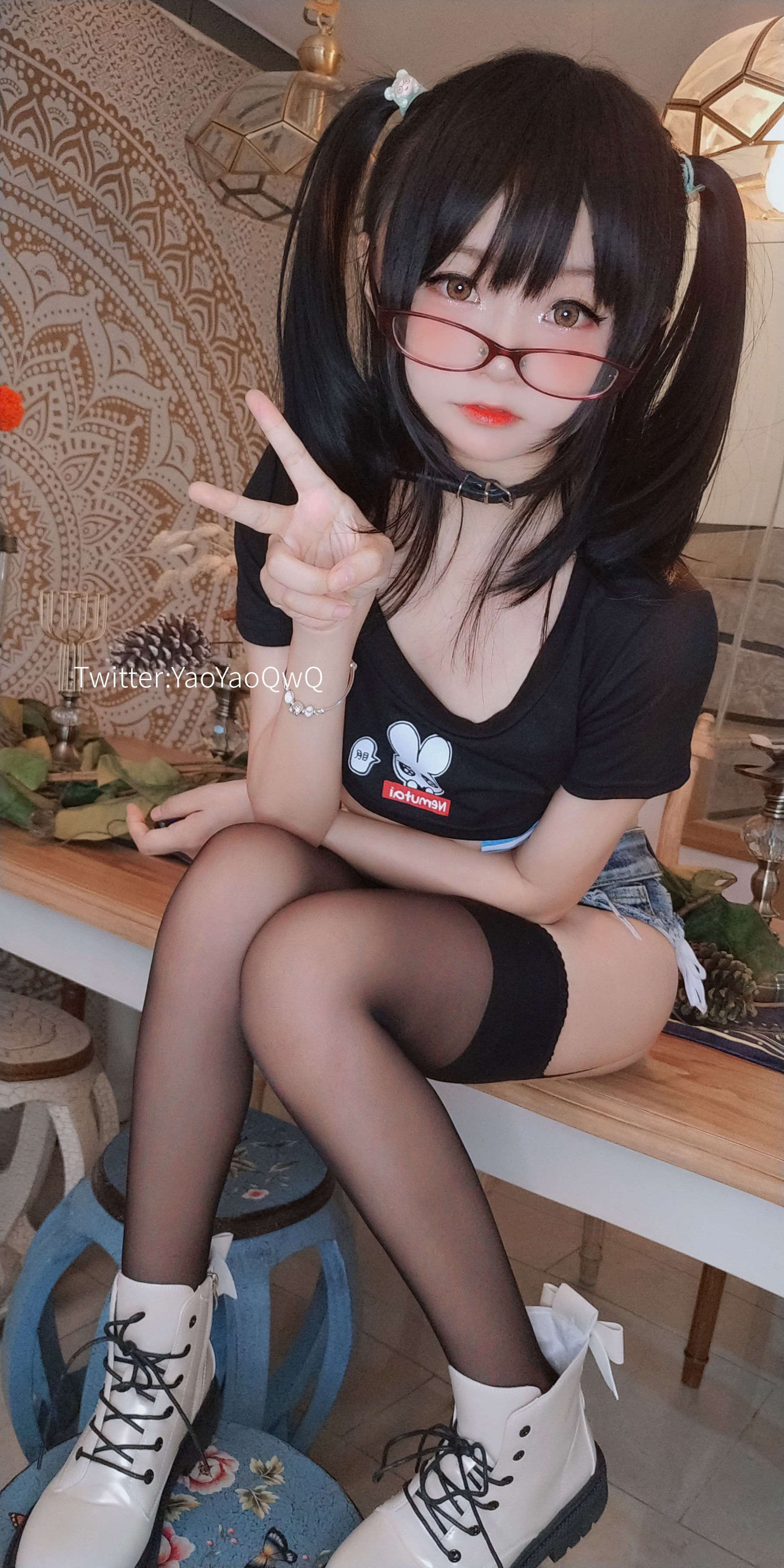 萌妹子Coser摇摇乐yoyo fantia 11月会员合集 黑丝牛仔系列 [50P]