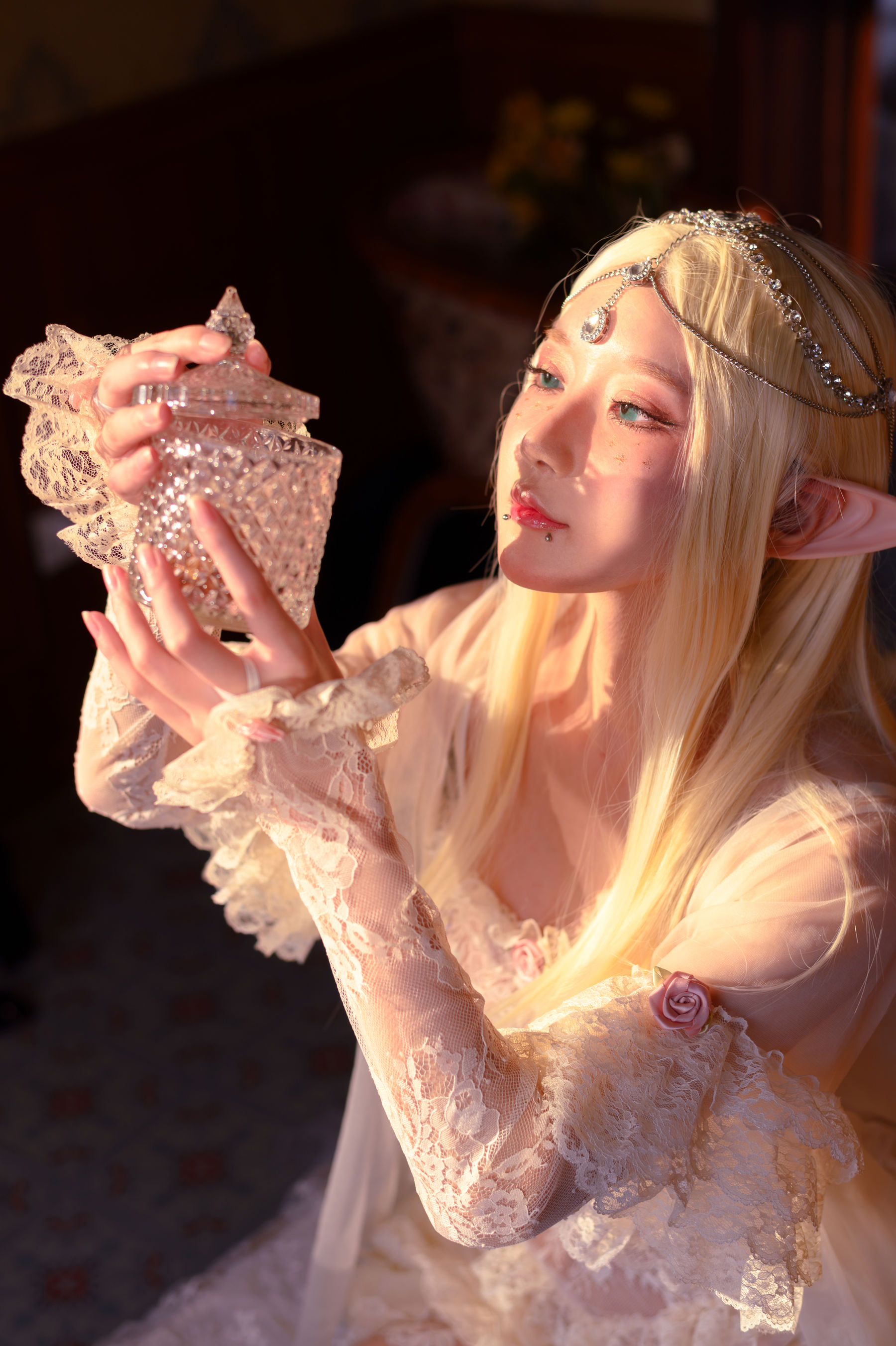 动漫博主阿包也是兔娘 – 精灵 [25P]