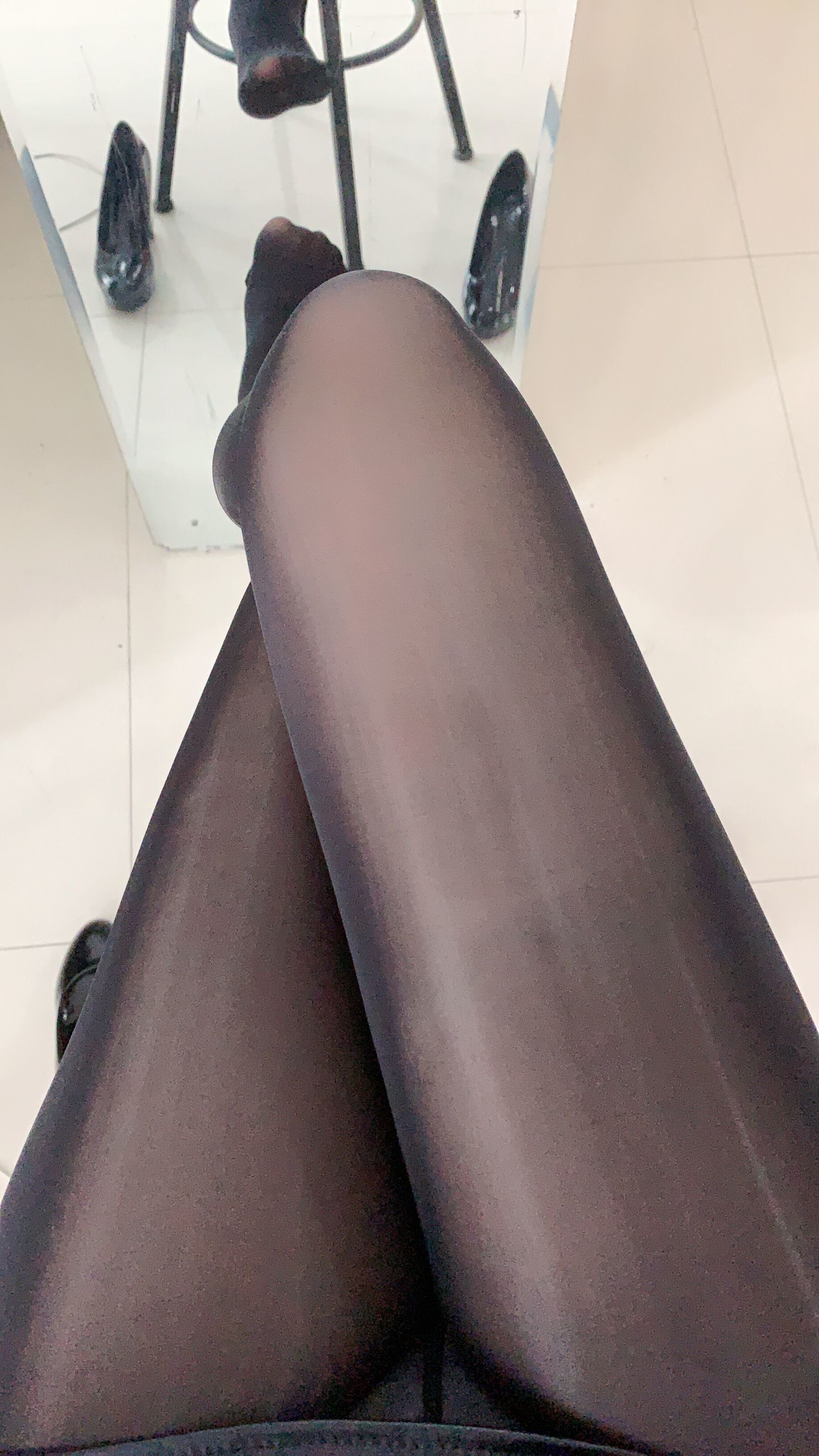 白露很白 – OL教室 [84P]