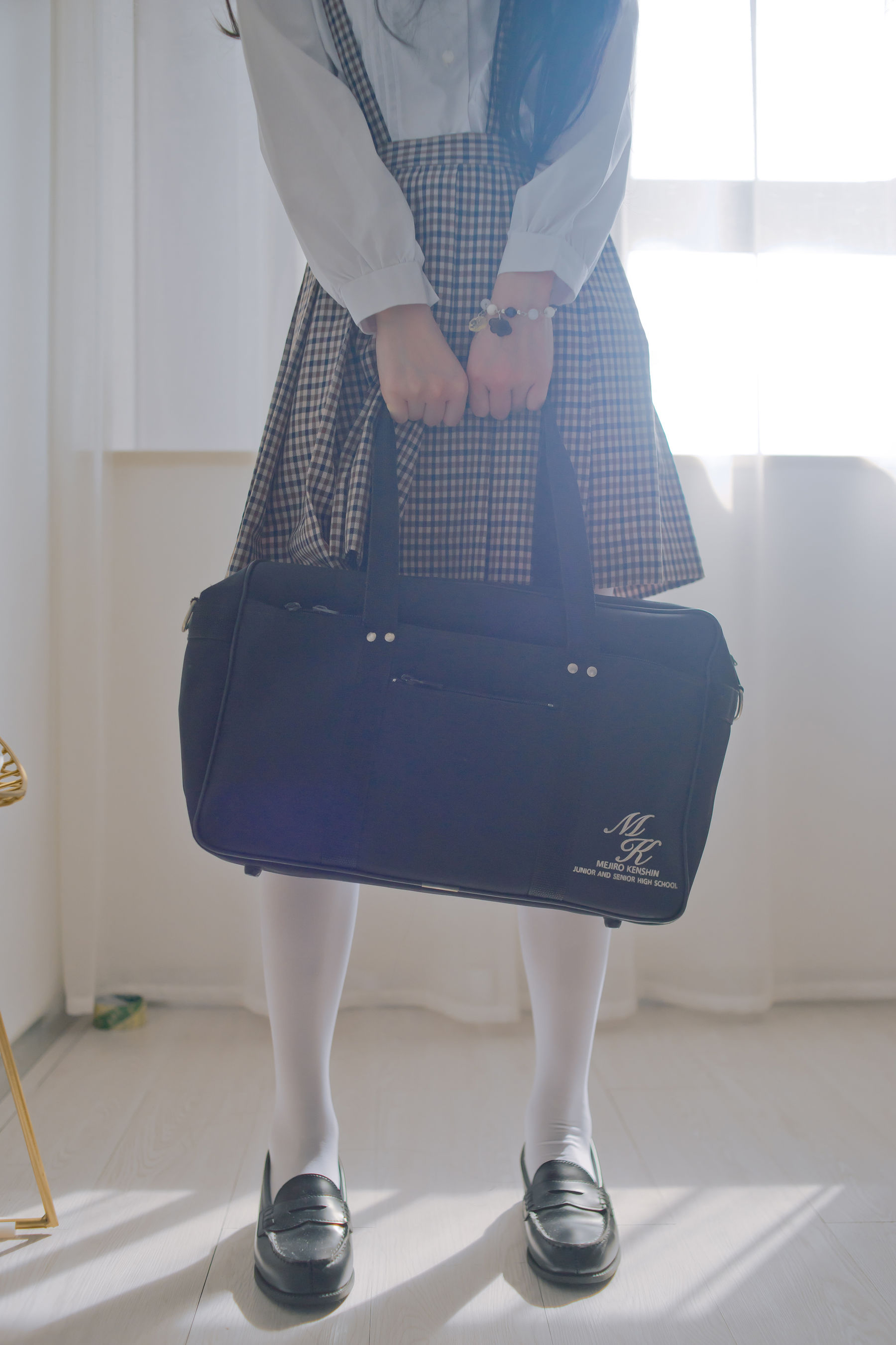 福利姬木花琳琳是勇者 – 名校大小姐爱欲沉沦 生〇台中学·前篇 [20P]