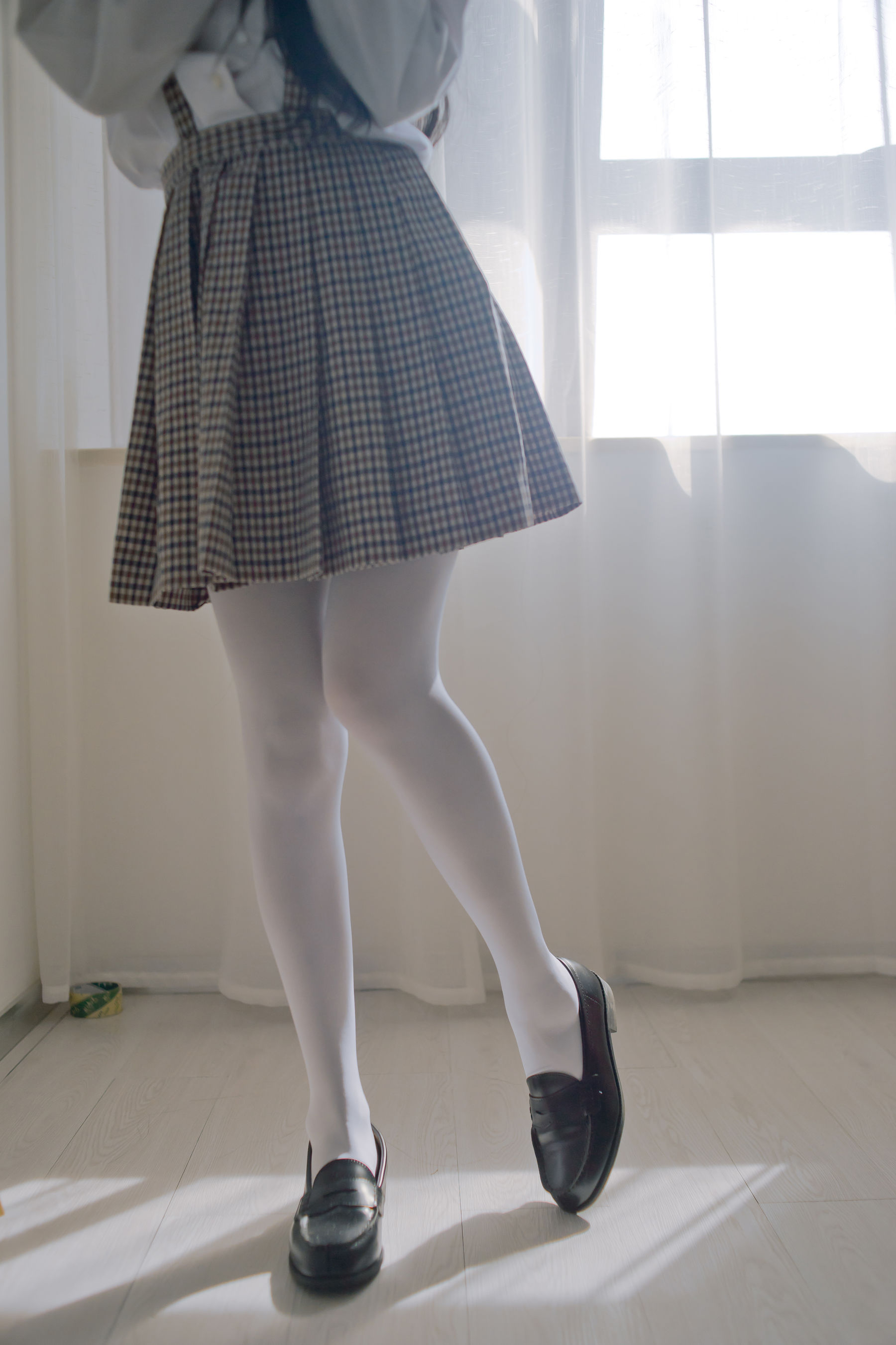 福利姬木花琳琳是勇者 – 名校大小姐爱欲沉沦 生〇台中学·前篇 [20P]