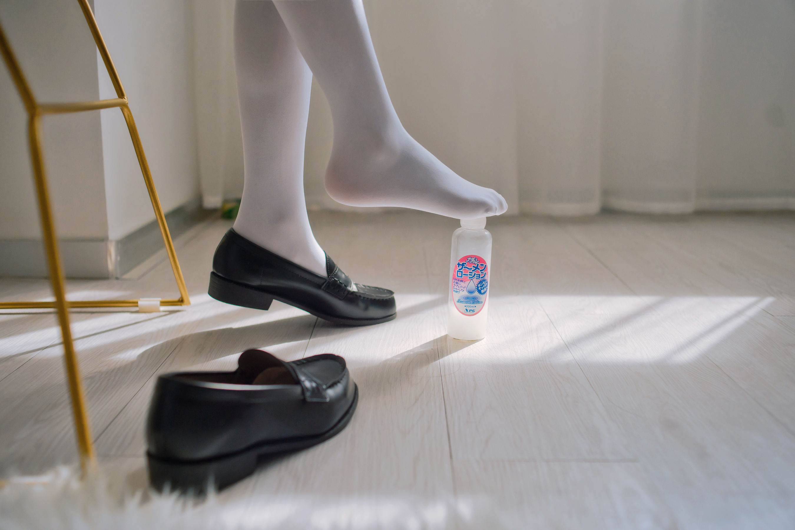 福利姬木花琳琳是勇者 – 名校大小姐爱欲沉沦 生〇台中学·前篇 [20P]