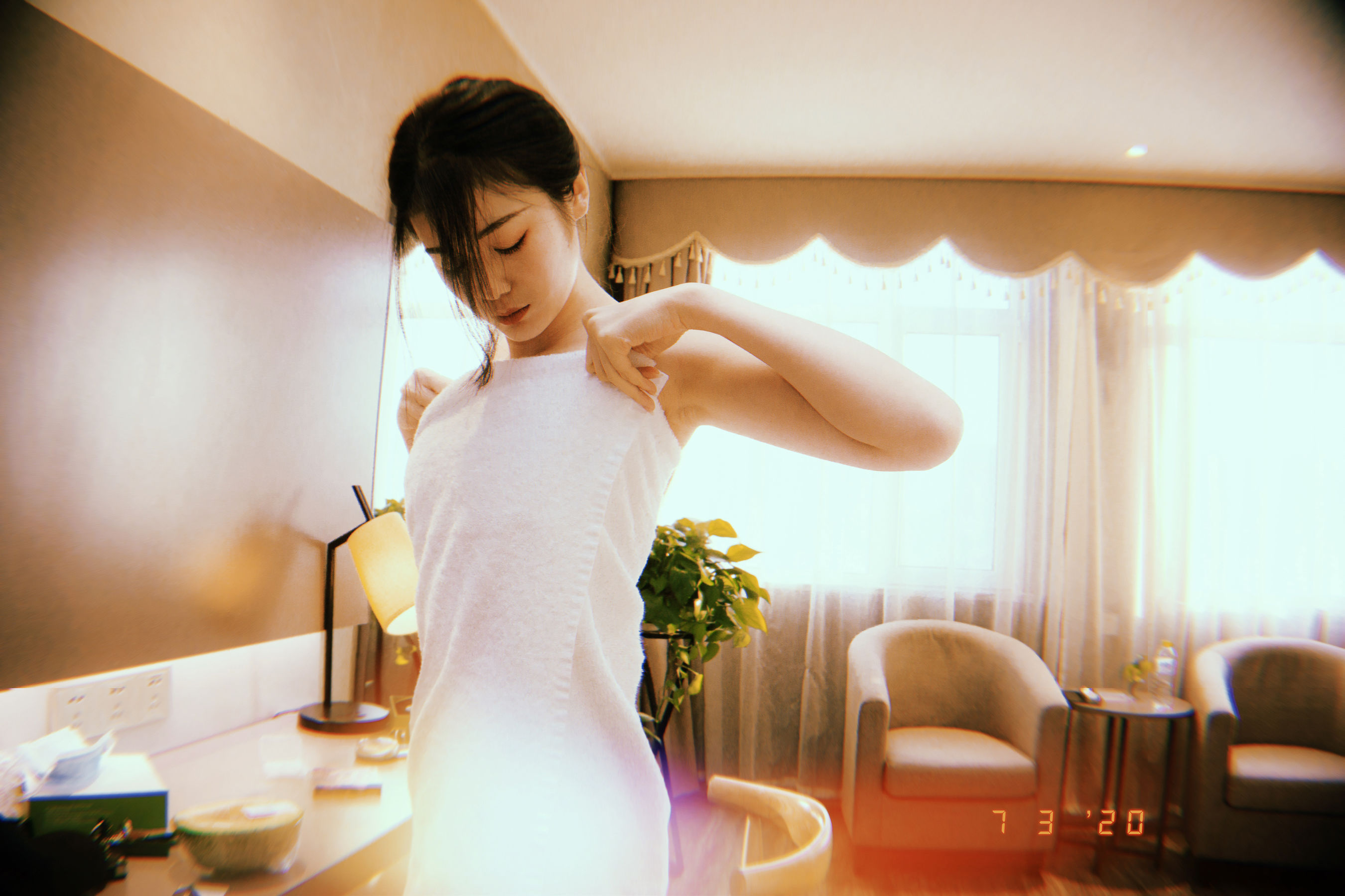 一米八的大梨子 – 冬日女友 [18P]