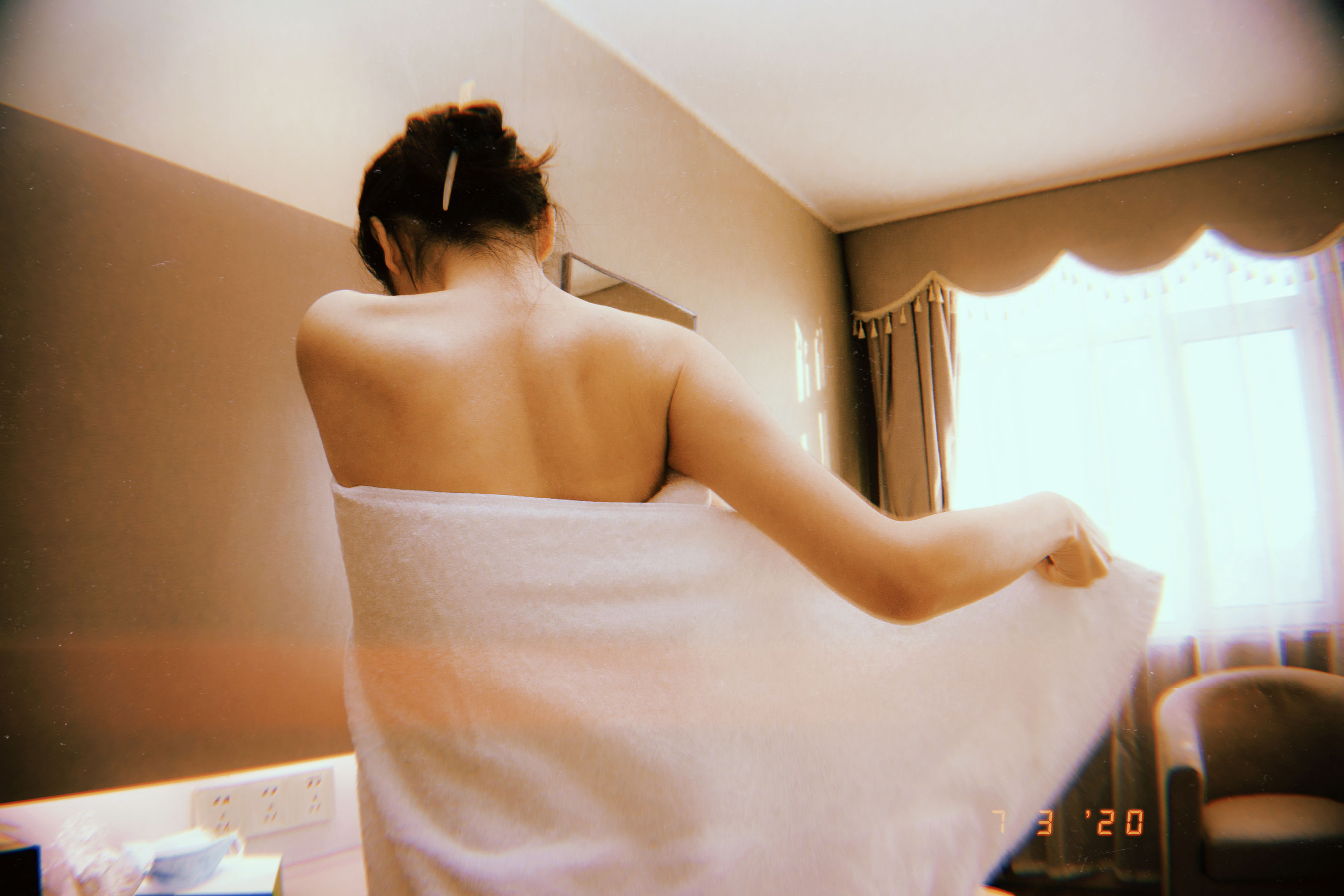 一米八的大梨子 – 冬日女友 [18P]