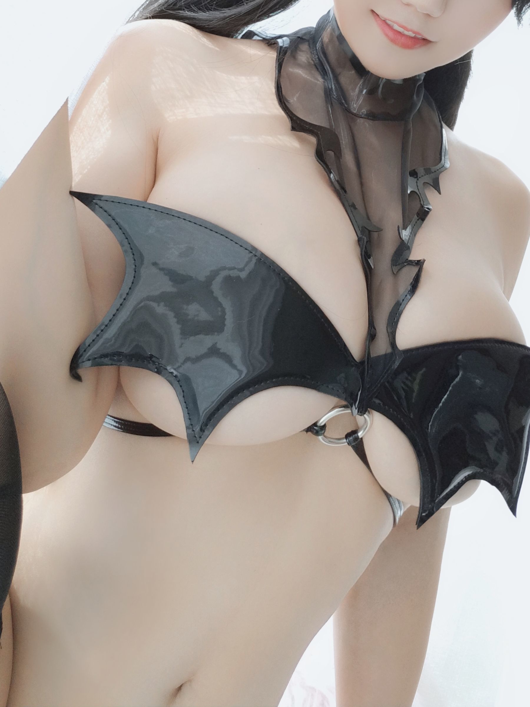 动漫博主小仓千代w – 魅魔1 [32P]