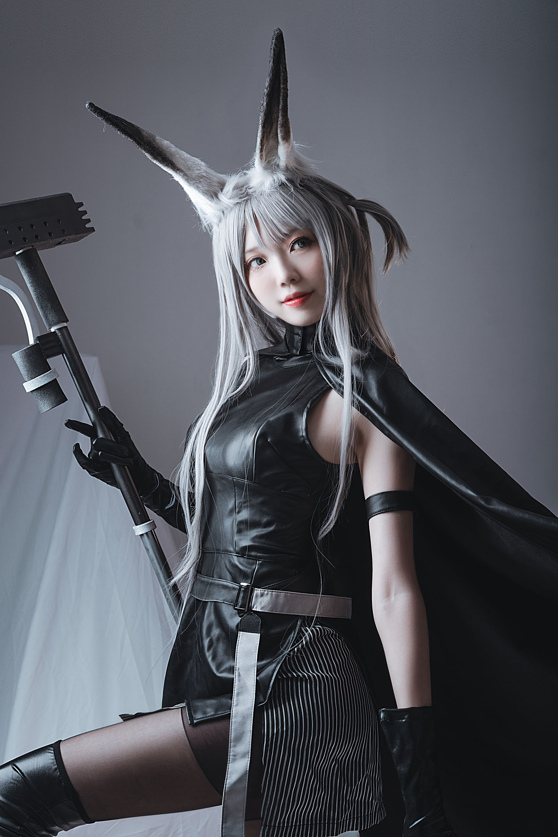 动漫博主炸酱沐沐 – 暴行 [16P]