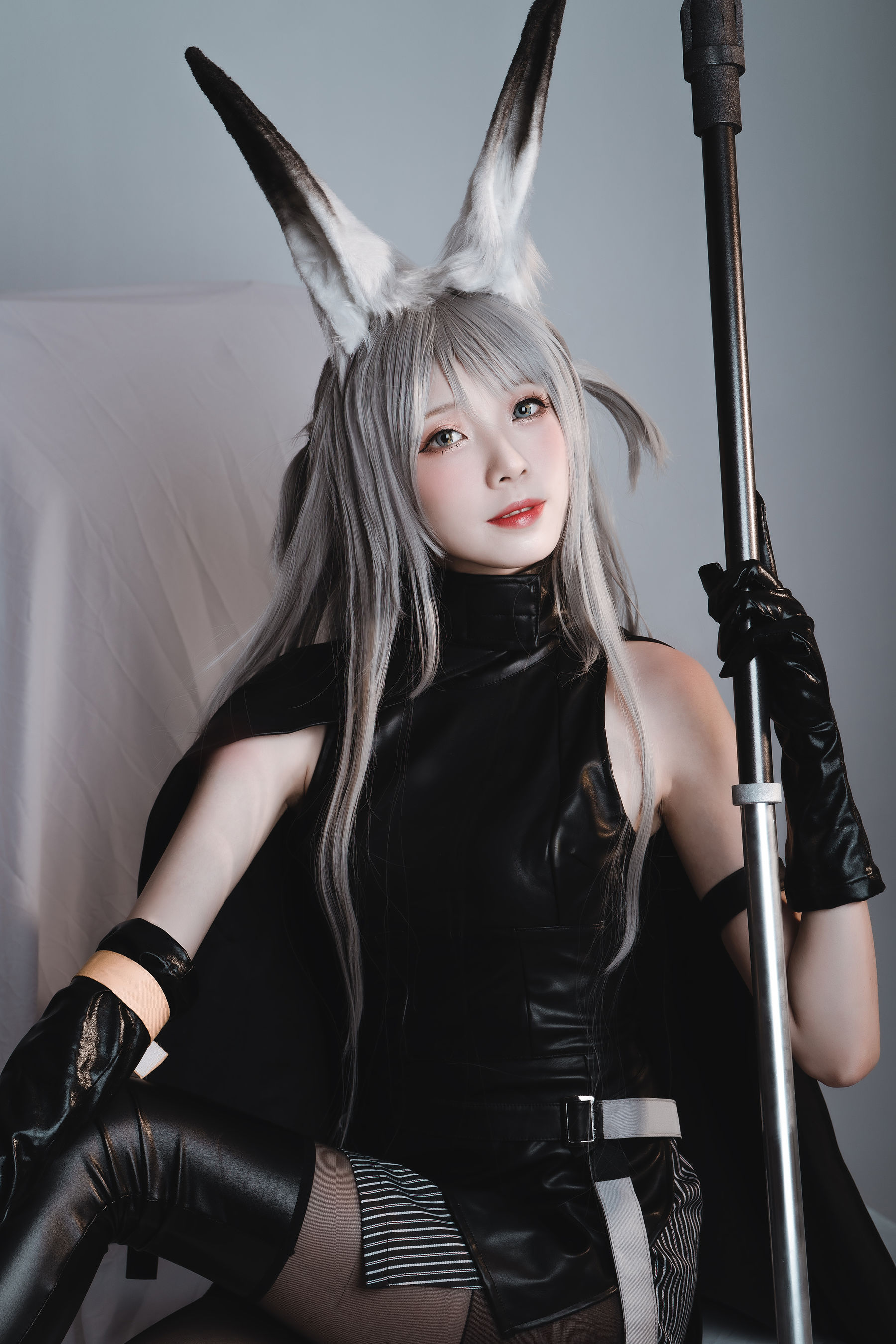 动漫博主炸酱沐沐 – 暴行 [16P]