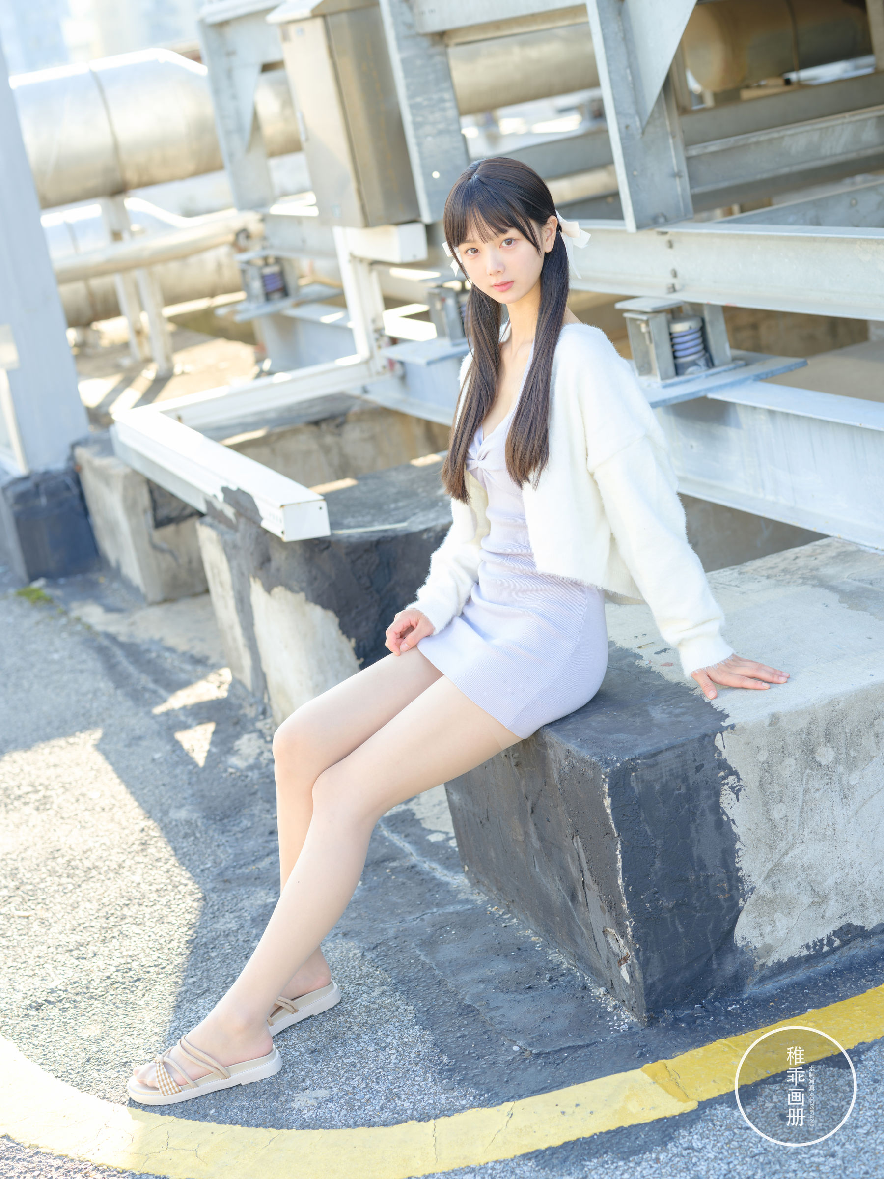 柴系小乖(稚乖画册) – 夜夜 天台停车场肉丝 Lolita [83P]