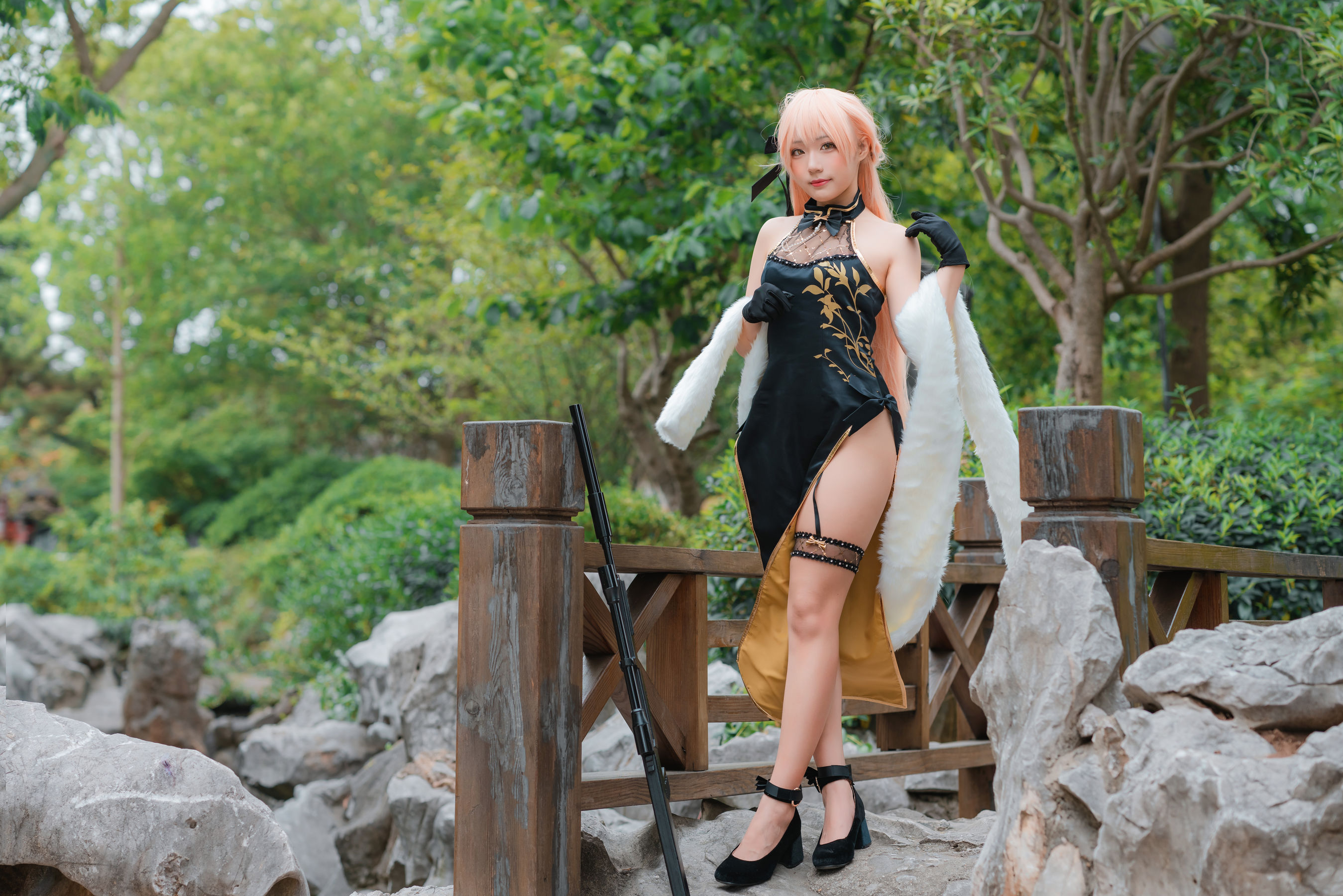 动漫博主Mime弥美 – 少女前线 OTS-14 紫雨心 [21P]