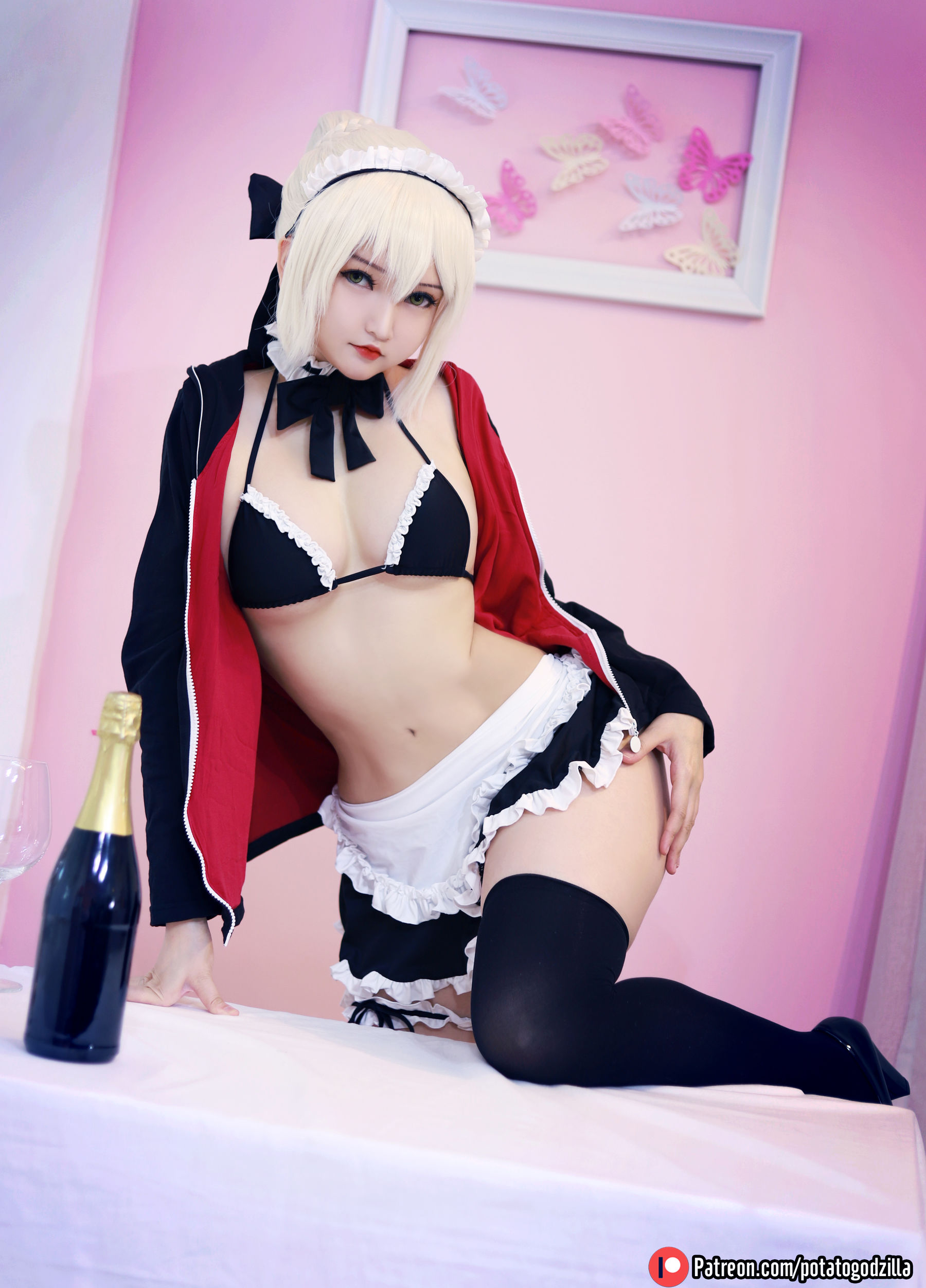 Coser小姐姐Potato Godzilla – Saber Alter Maid [42P]
