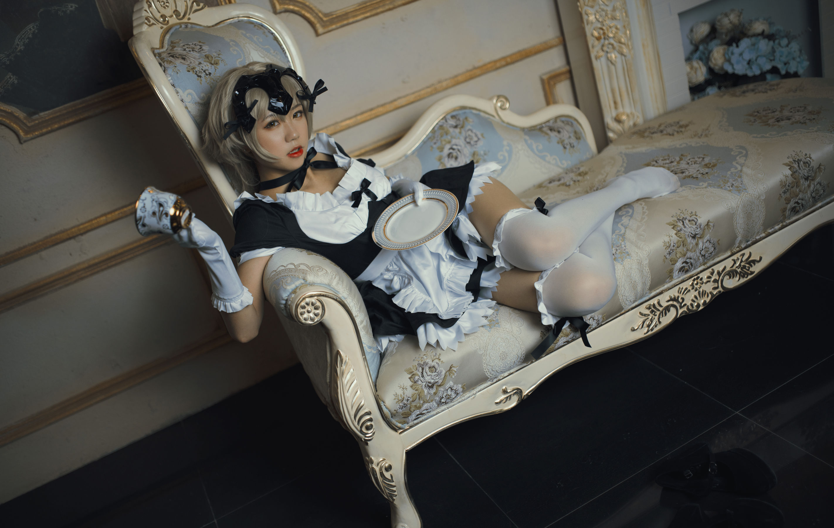 微博萌妹蓝小沂KiKi – 黑贞德女仆 [11P]