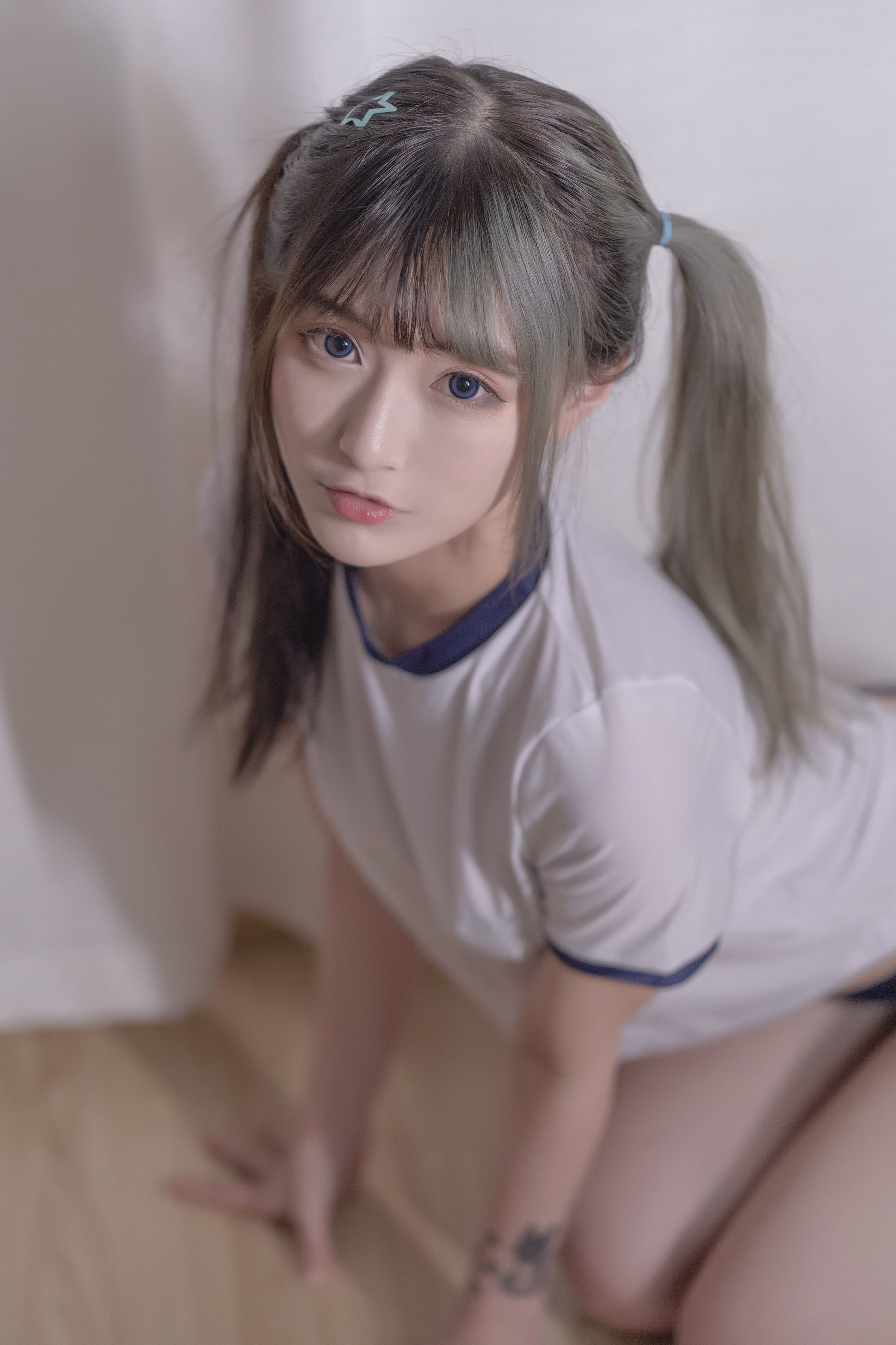 动漫博主铁板烧鬼舞w – 体操服 [18P]