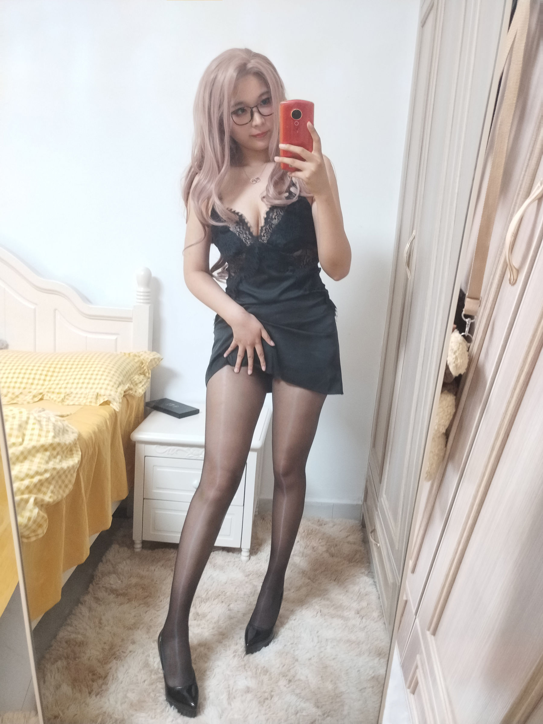 轩萧学姐 – 眼镜娘 [26P]