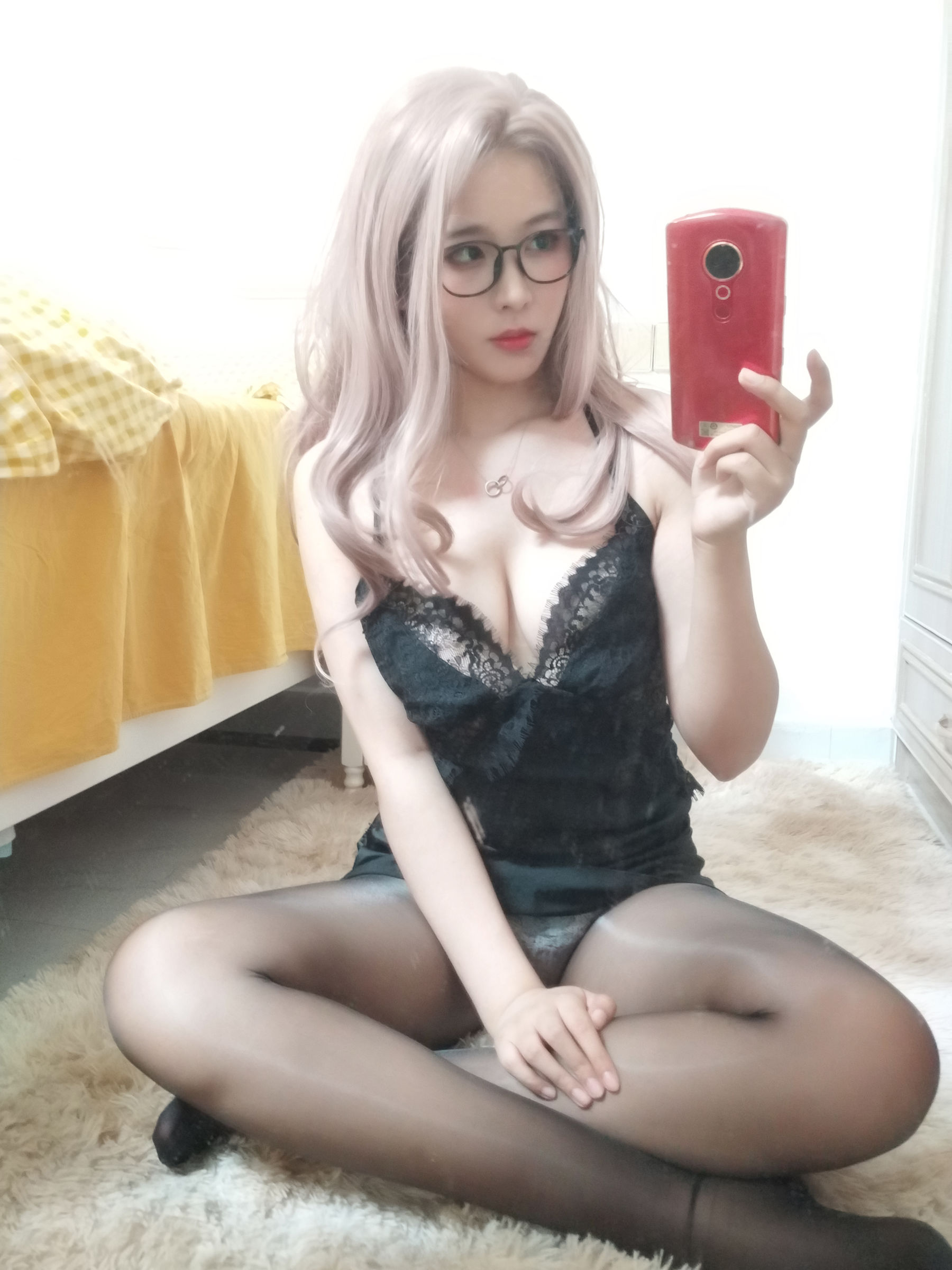 轩萧学姐 – 眼镜娘 [26P]