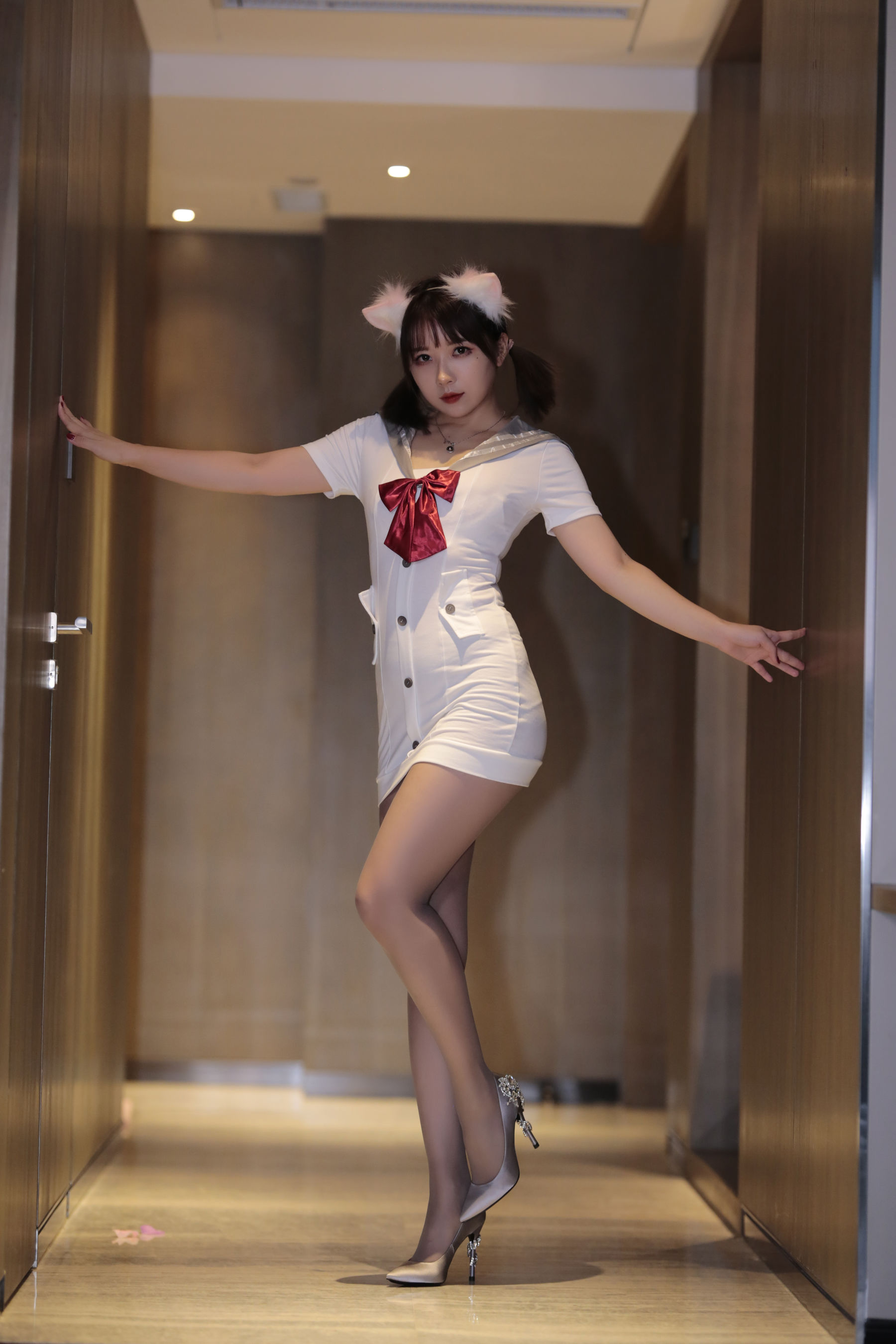 斗鱼主播小女巫露娜 – 柠檬海盐 [130P]