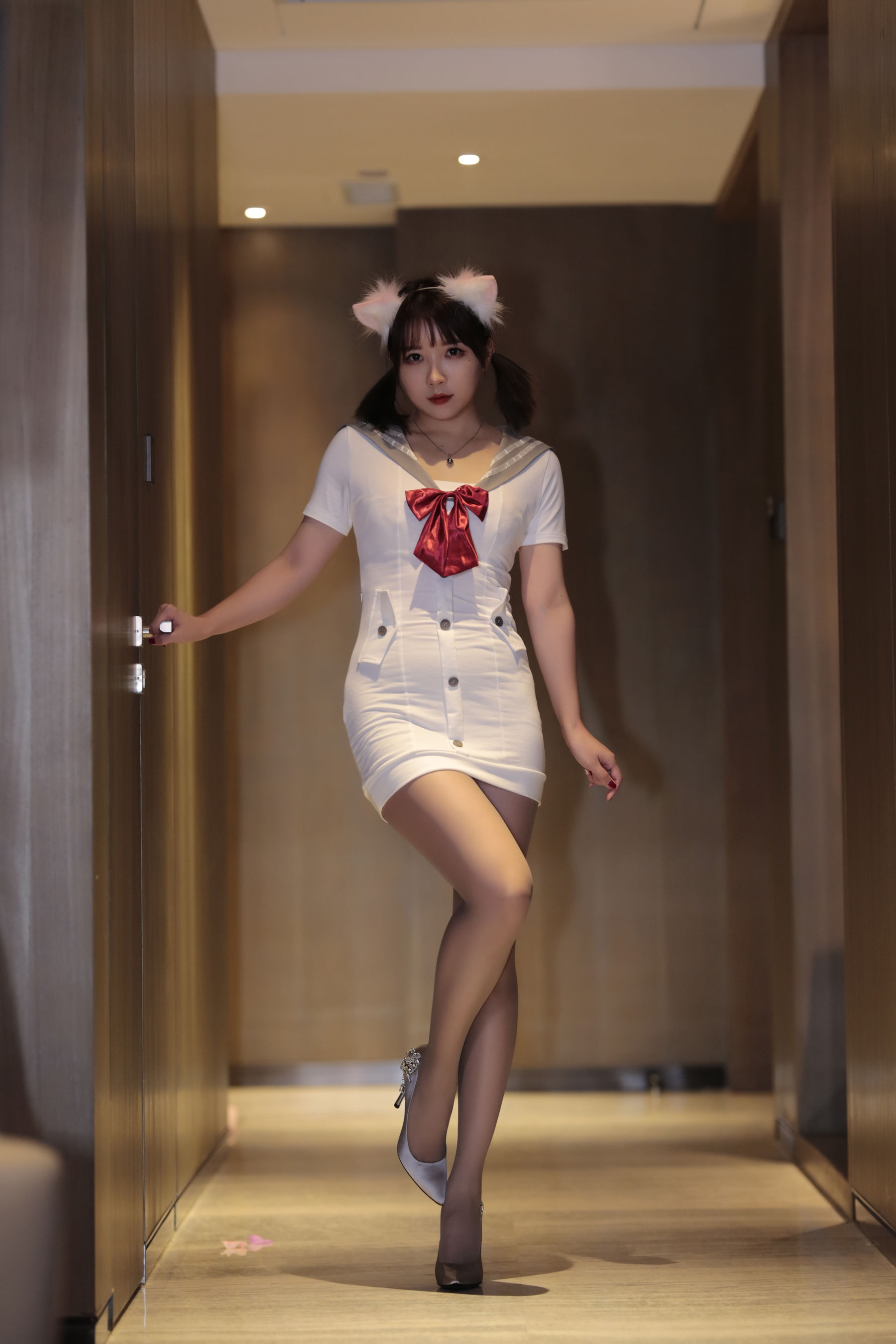 斗鱼主播小女巫露娜 – 柠檬海盐 [130P]