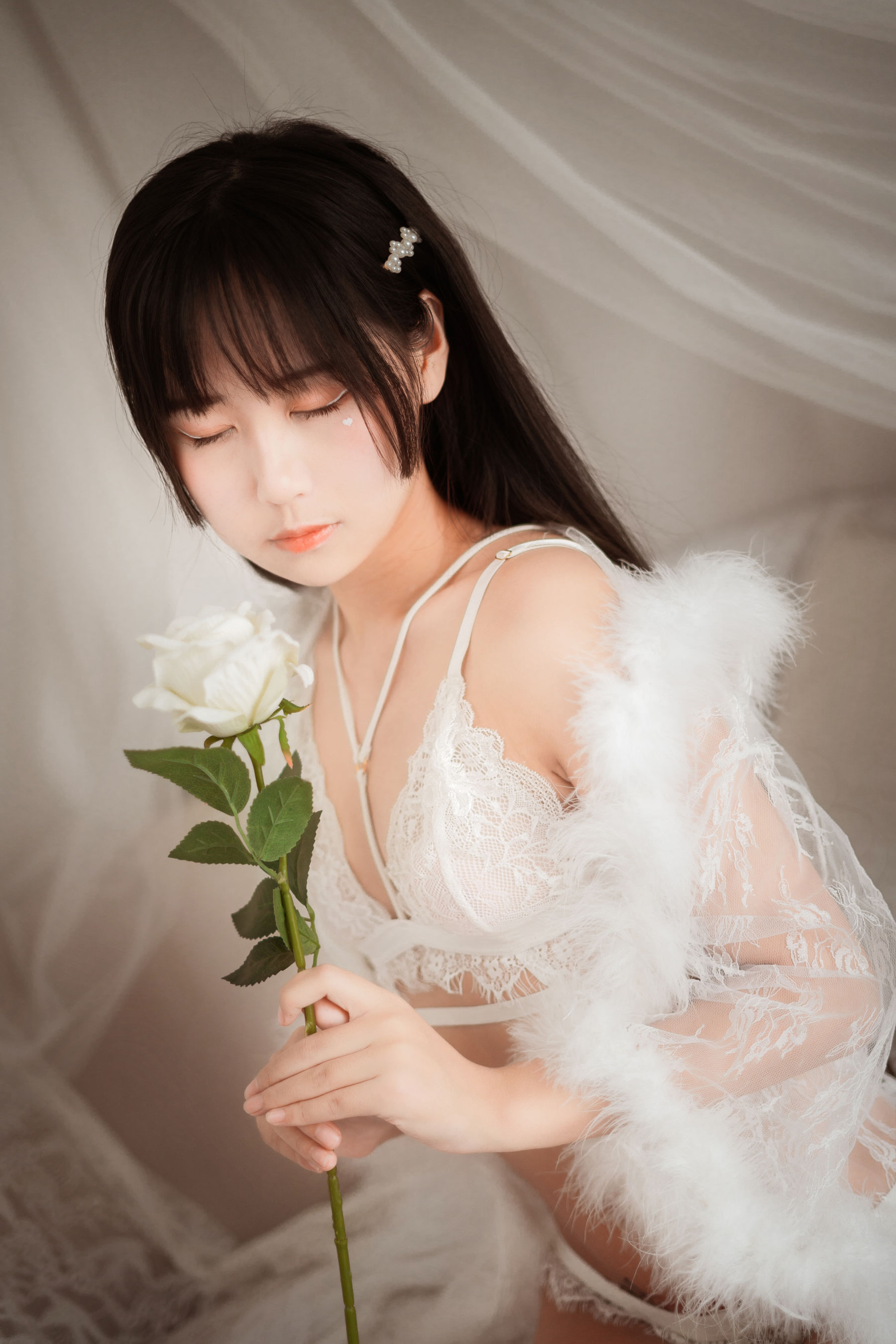 阳光美少女萌芽儿o0 毛绒内衣 [27P]