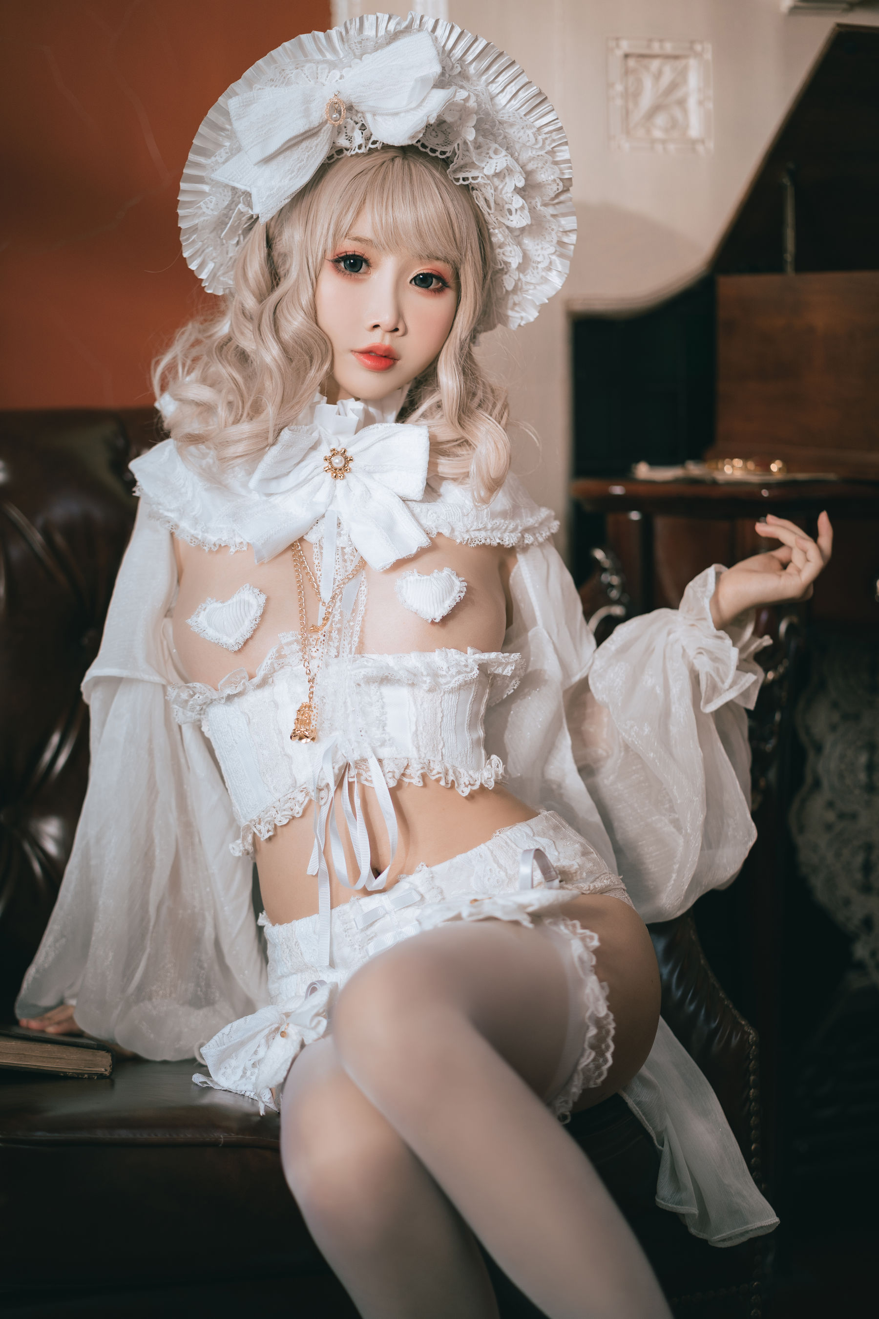 可爱人气Coser面饼仙儿 – 法兰西YasahimeLO [36P]