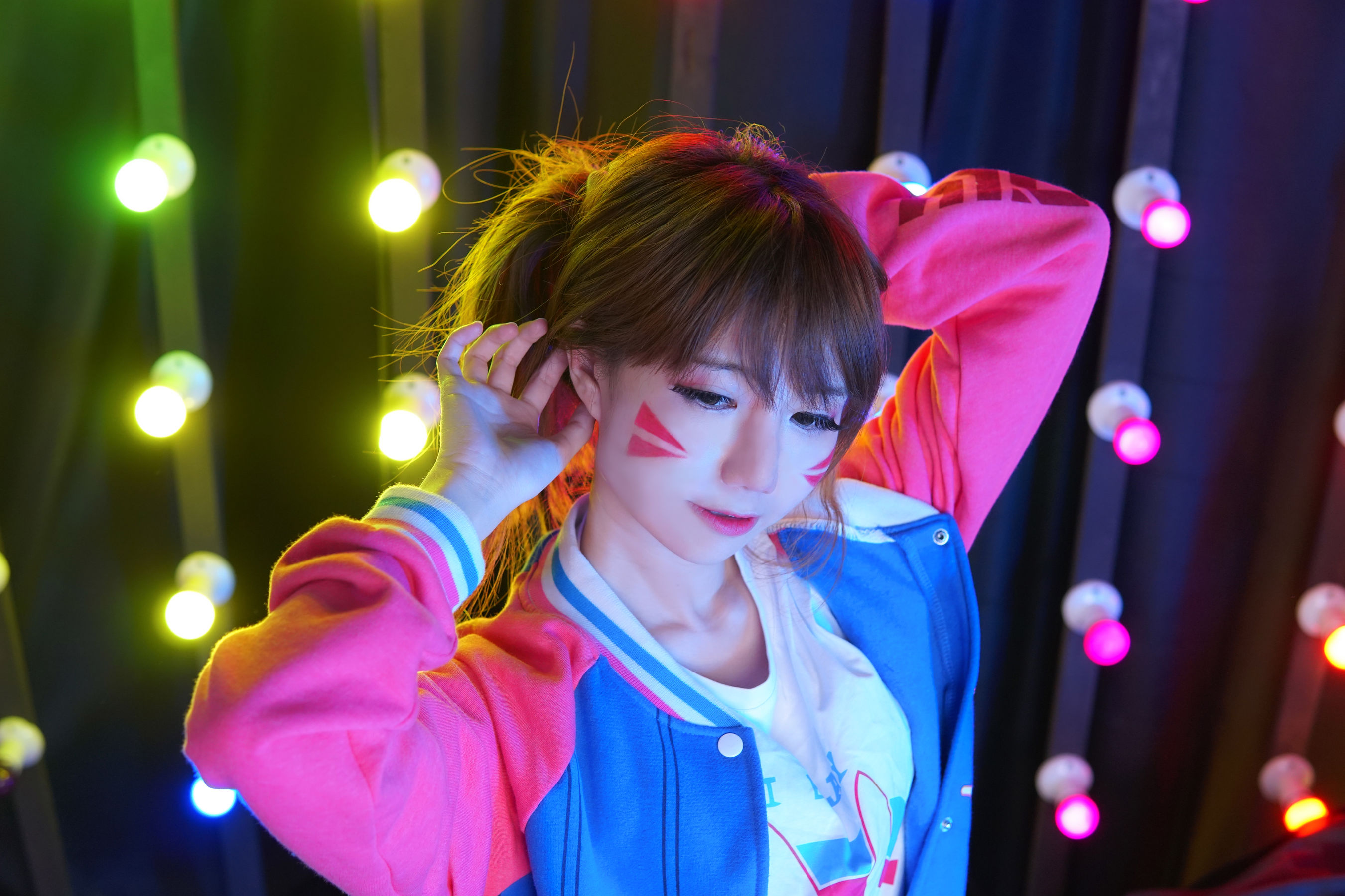 Sally Dorasnow – DVA Gamer Girl [10P]