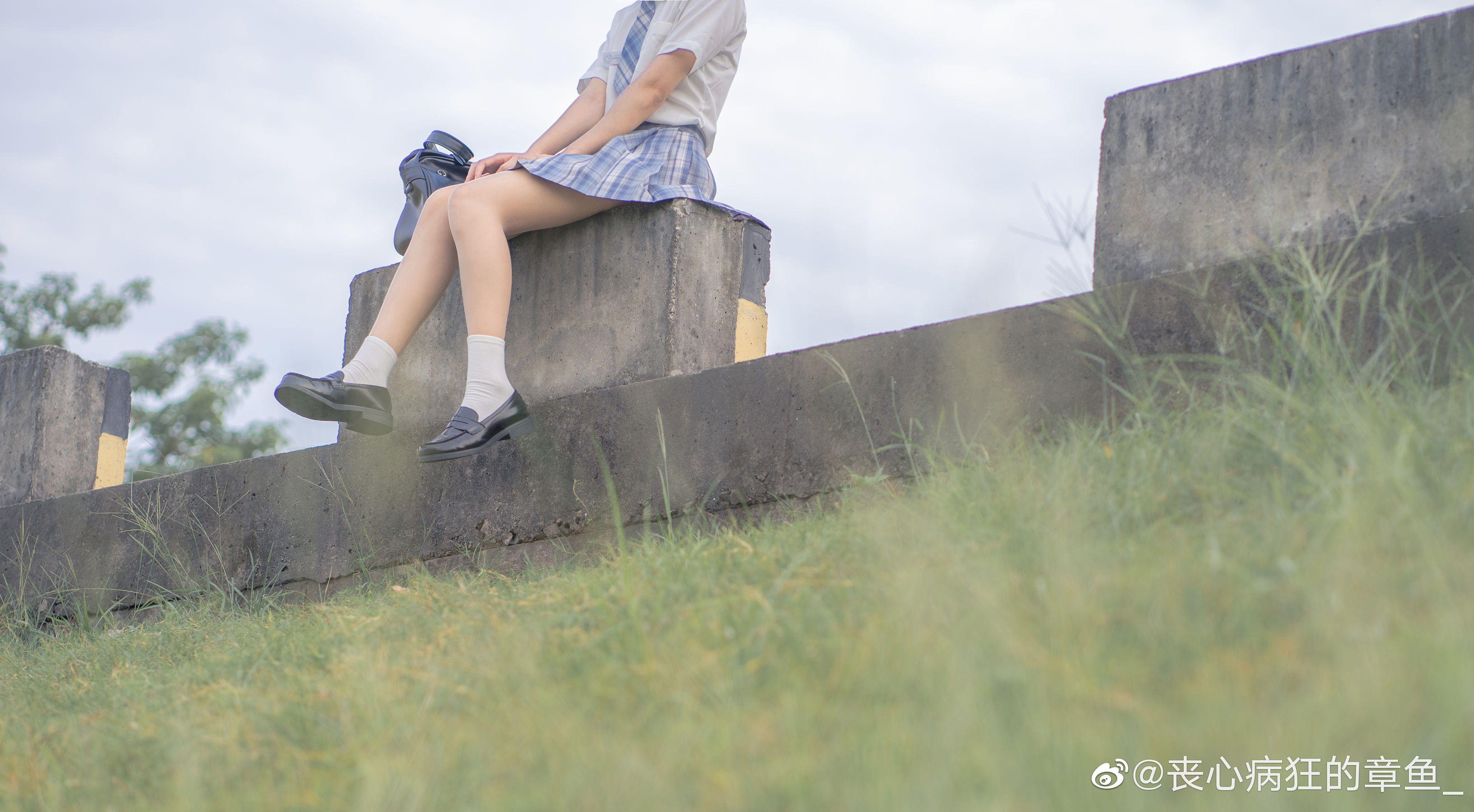 动漫博主阿了个fifi – JK日常 [17P]