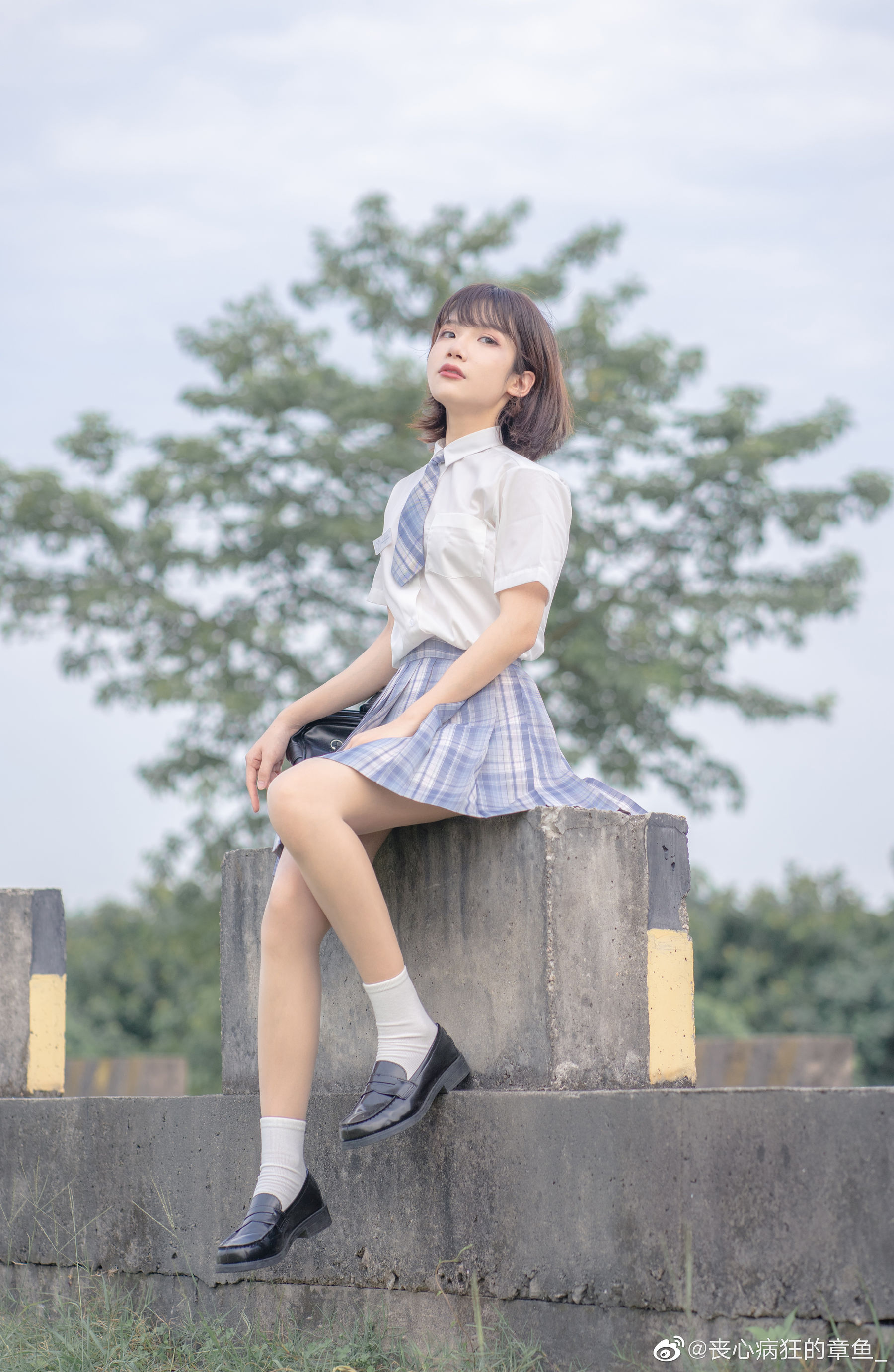 动漫博主阿了个fifi – JK日常 [17P]