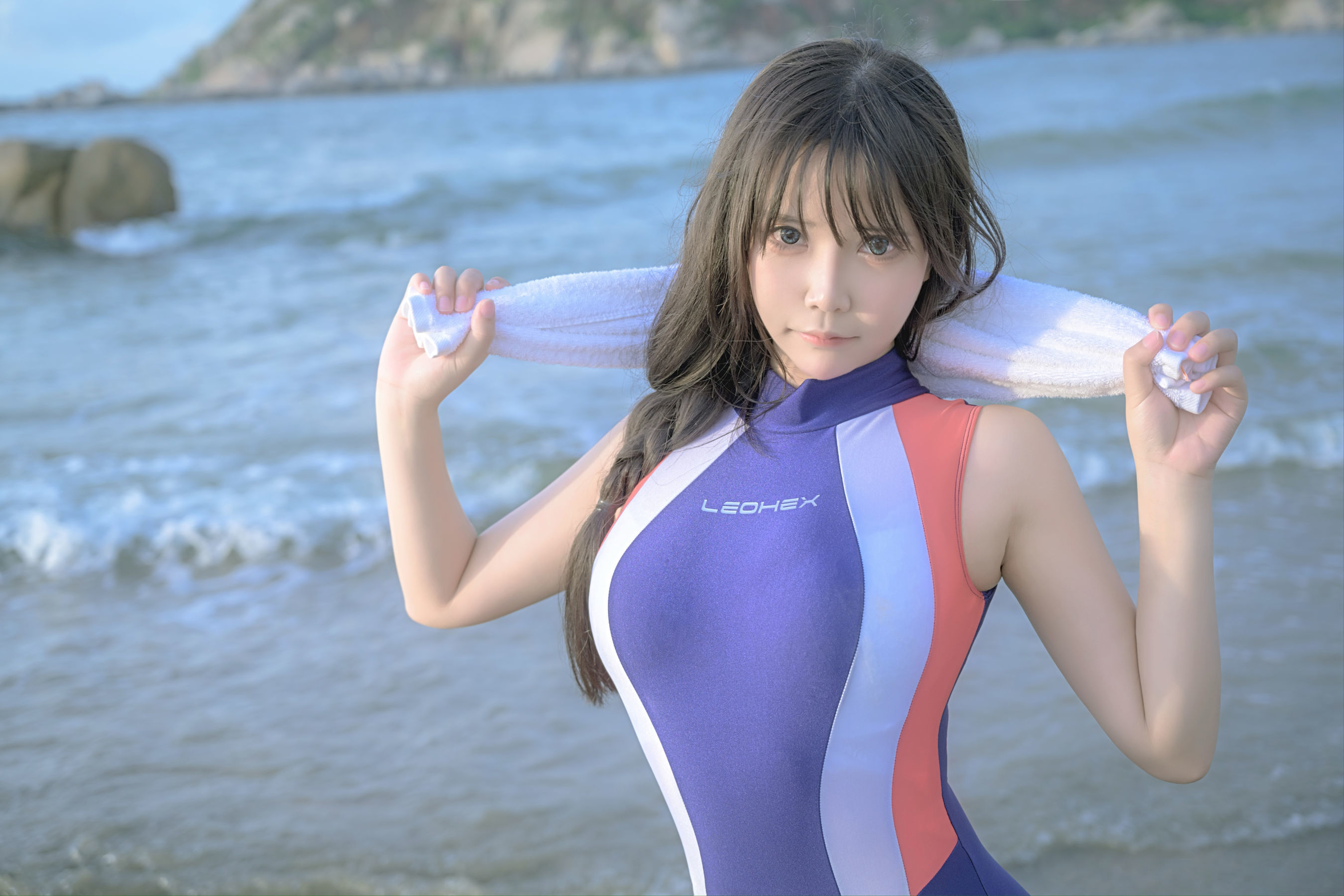 二次元妹子抱走莫子aa – 竞技泳衣 [60P]