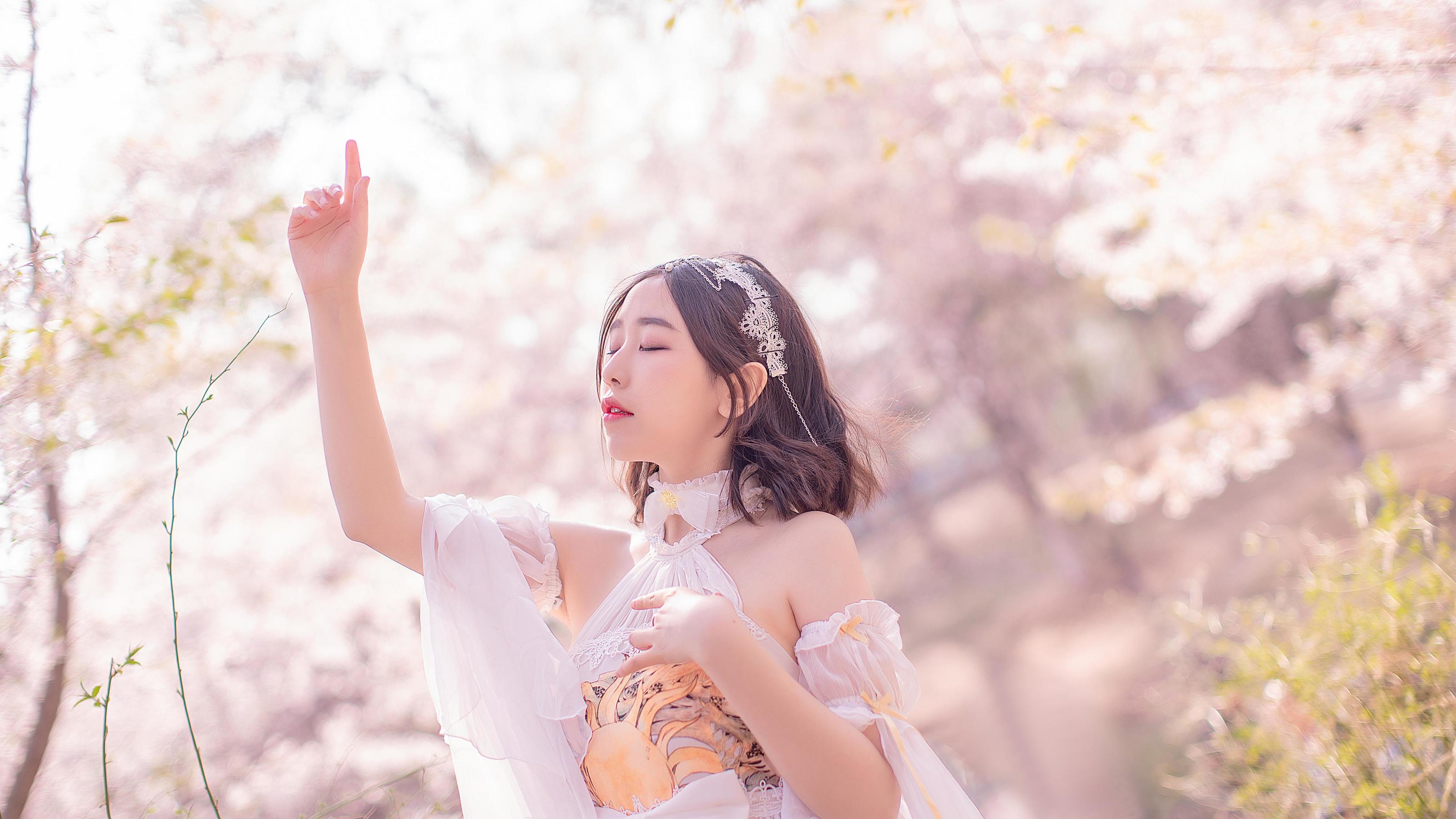 动漫博主穆零Mu0 – 花情 [19P]