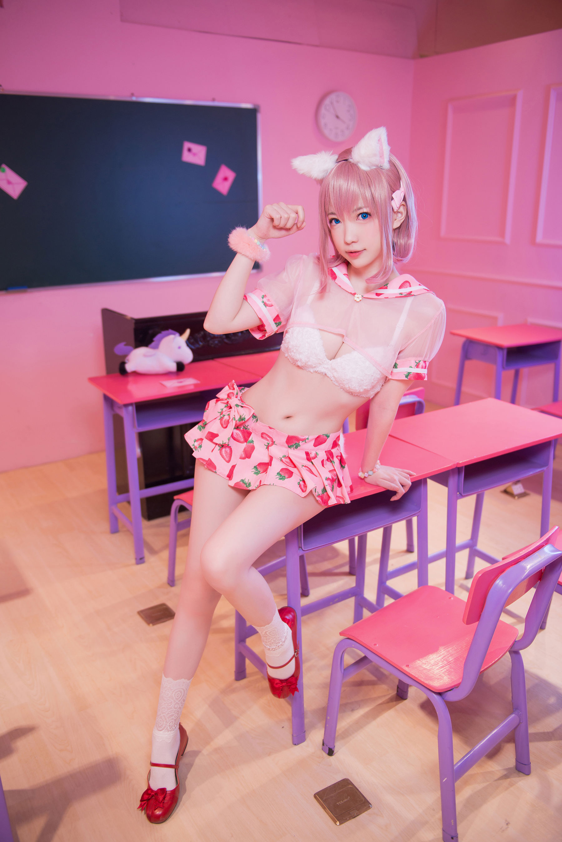 大胸萌妹妖少you1 – 草莓蛋糕猫 [11P]