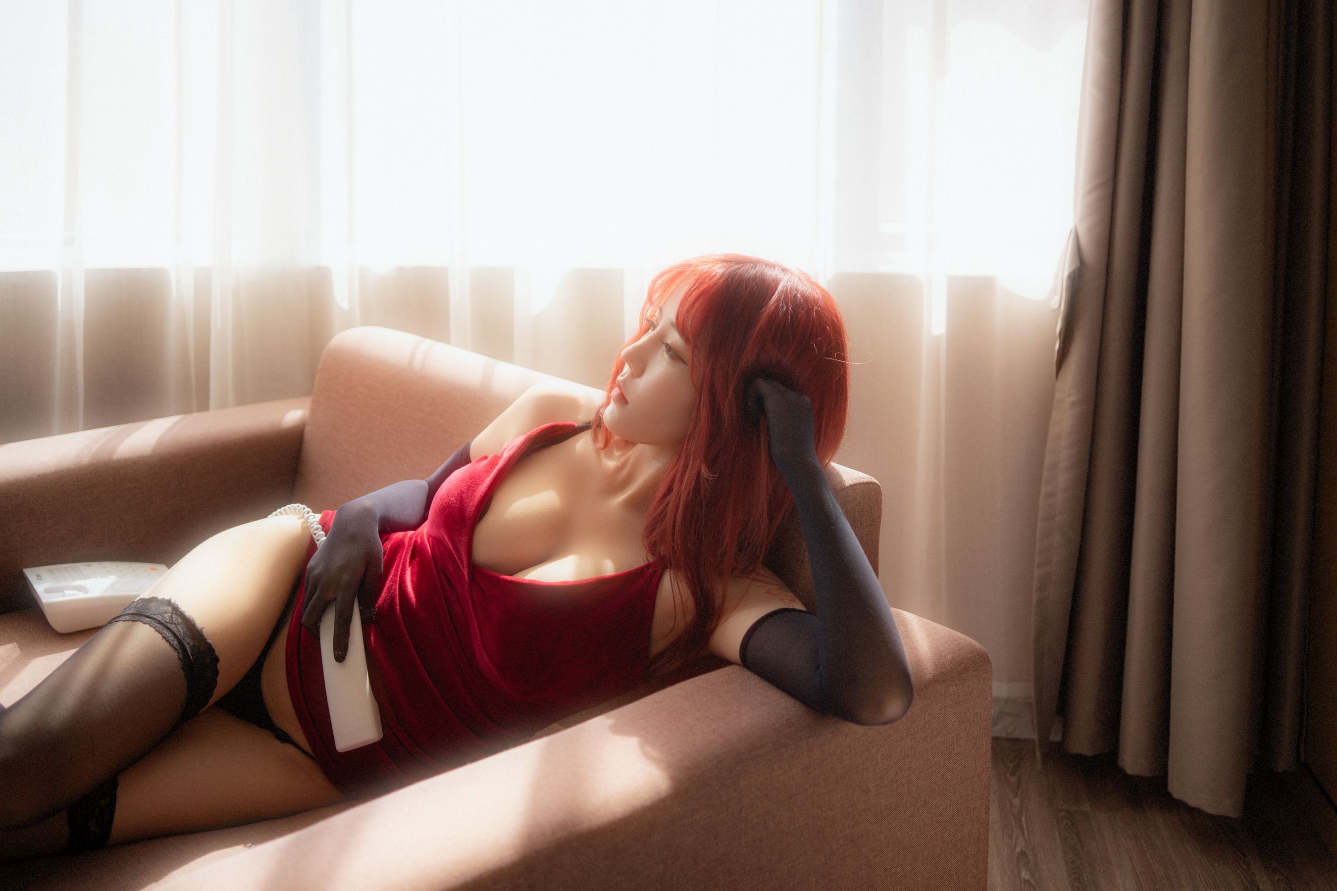 微博妹子 汐 – 红衣 [14P]